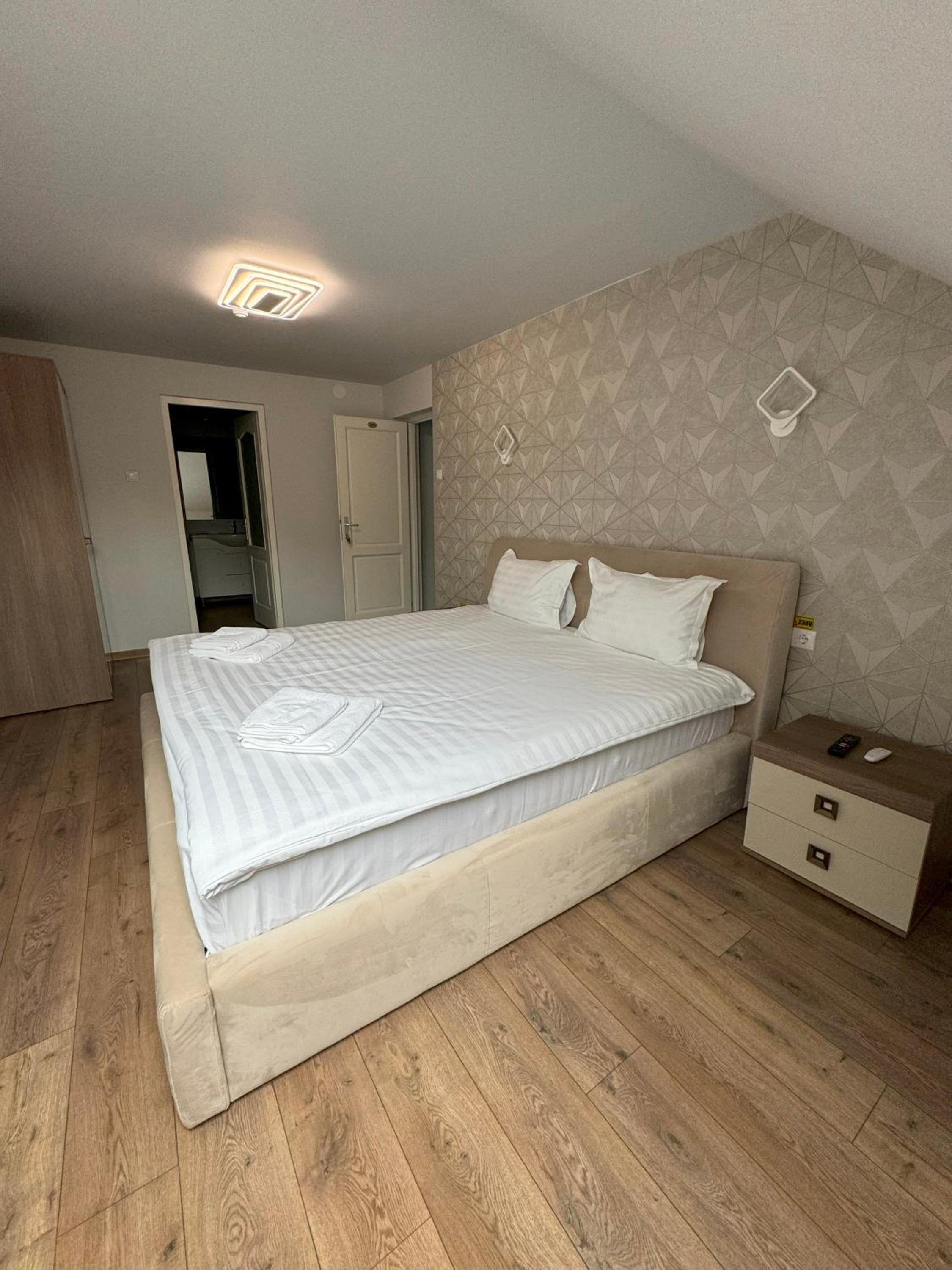 Economy Double Room photo 2