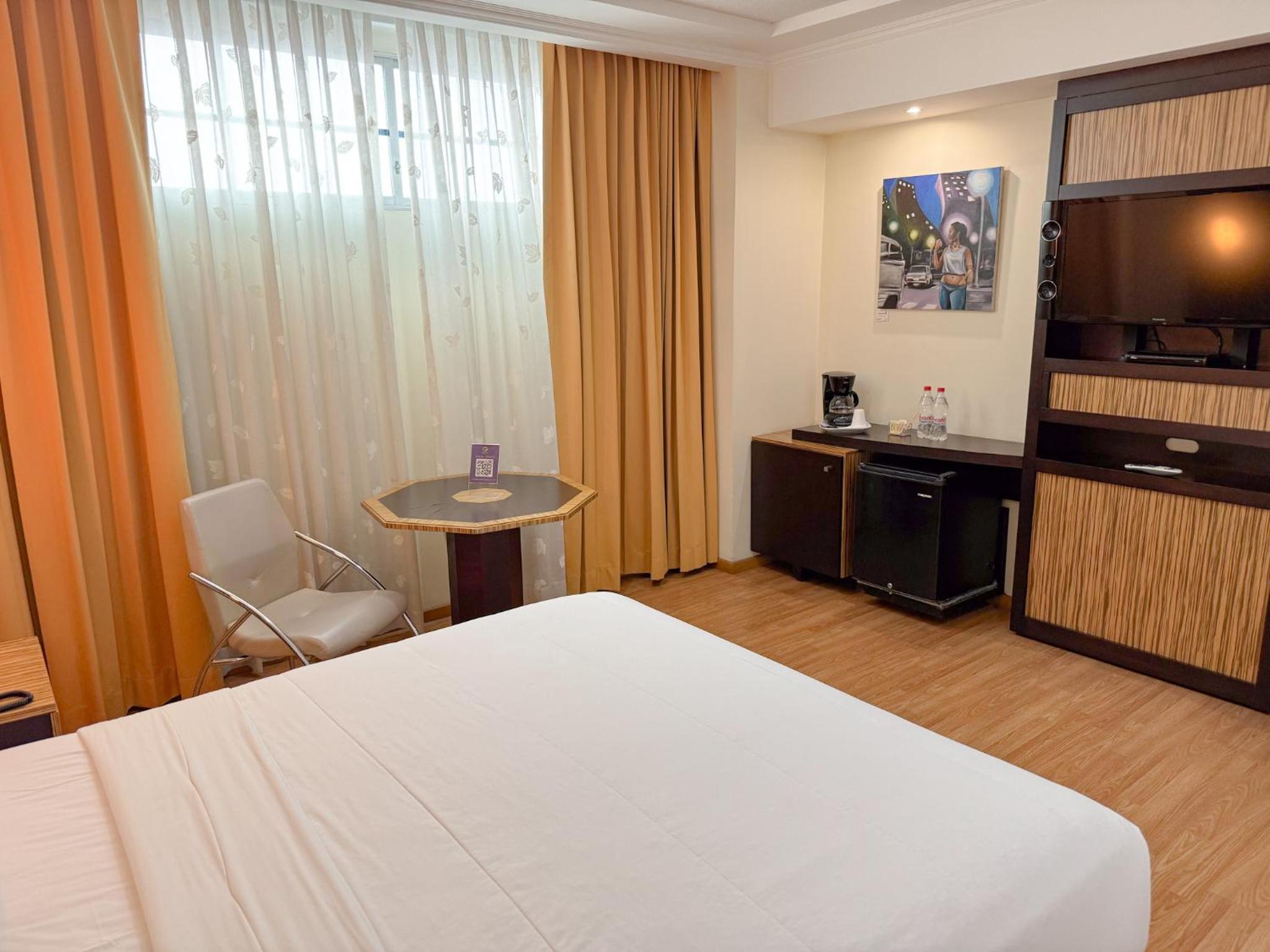 Single Room with Internal View photo 3