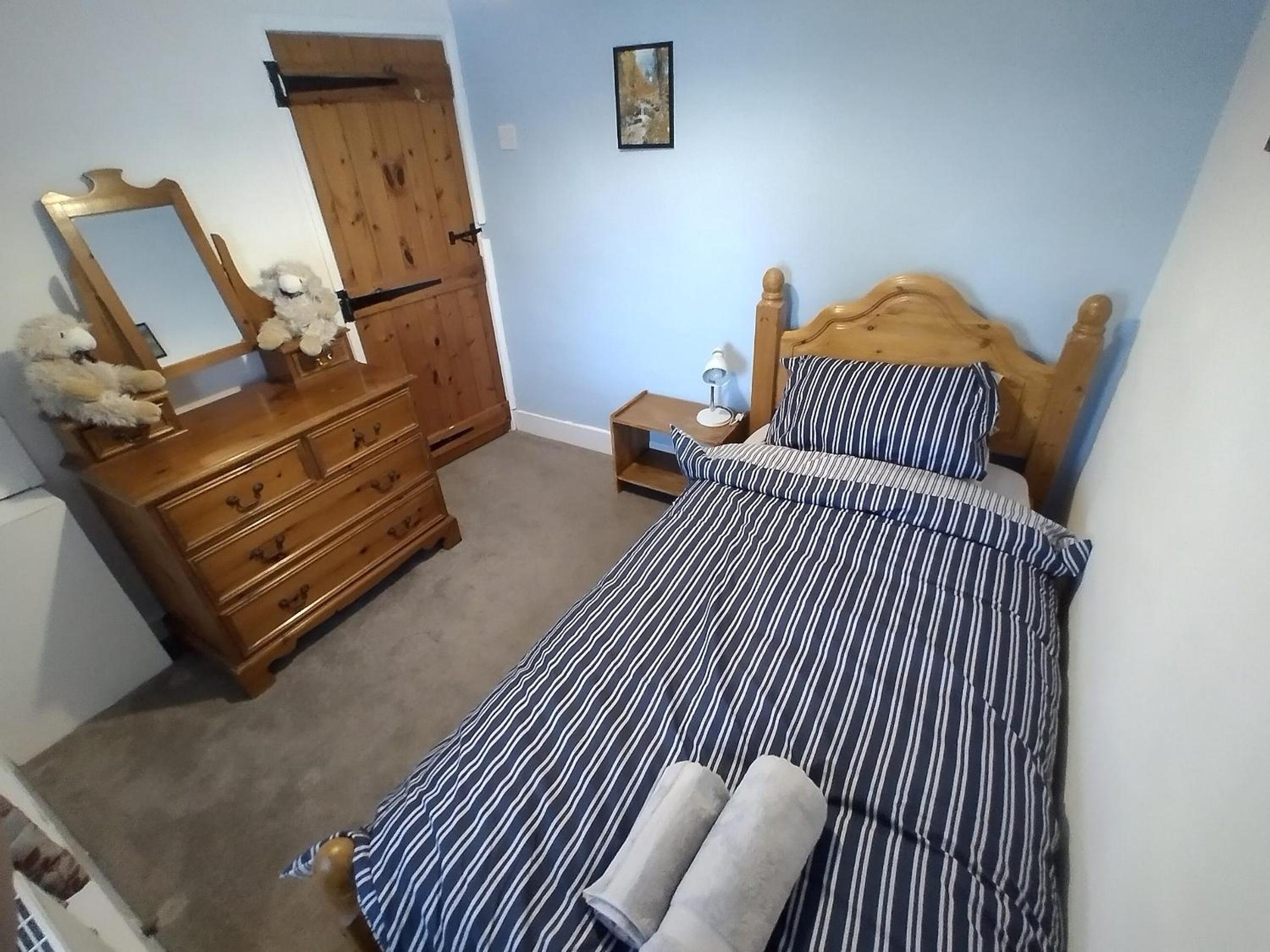 Two-Bedroom House photo 3