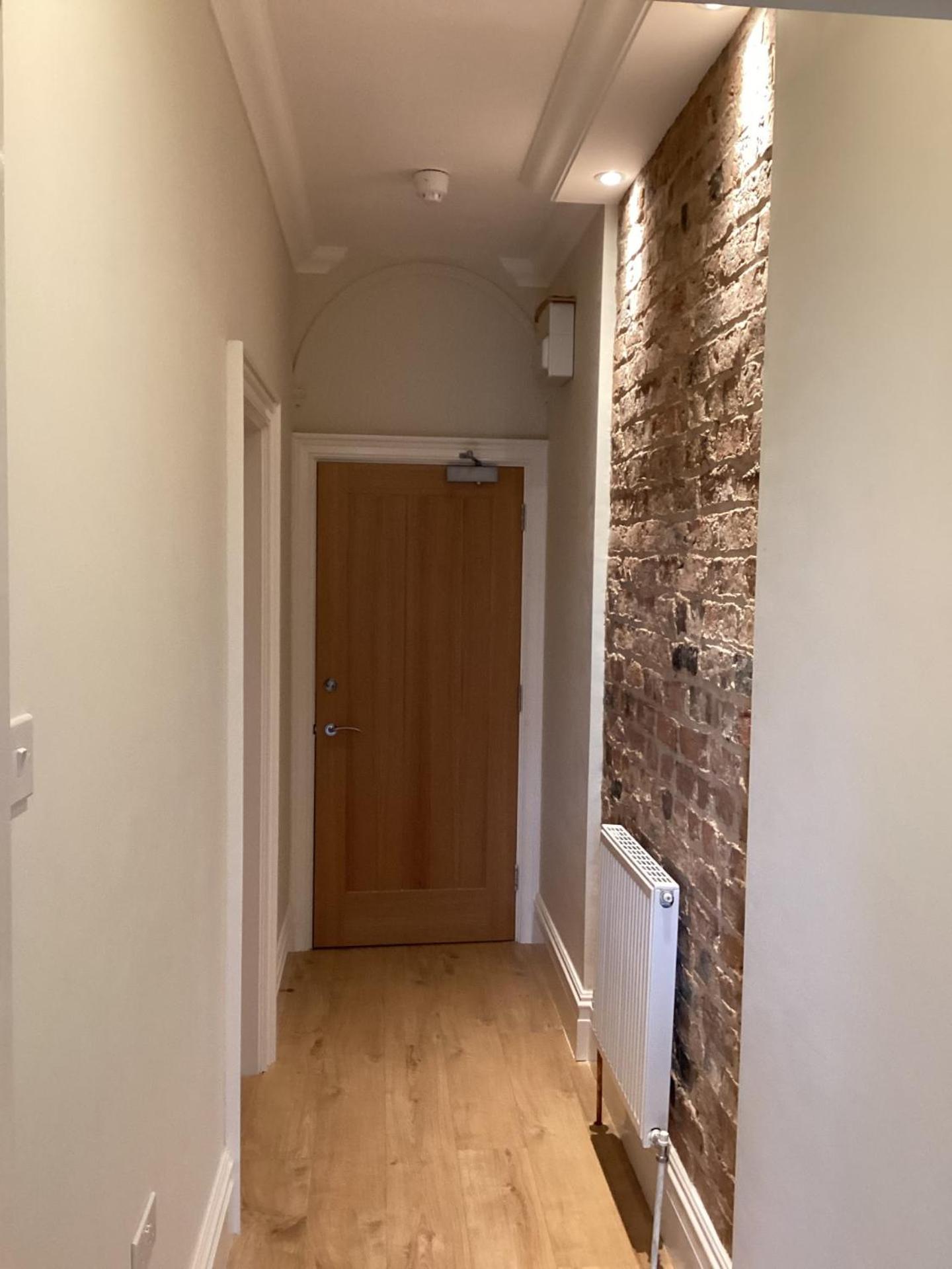 Family Room (3 Adults)