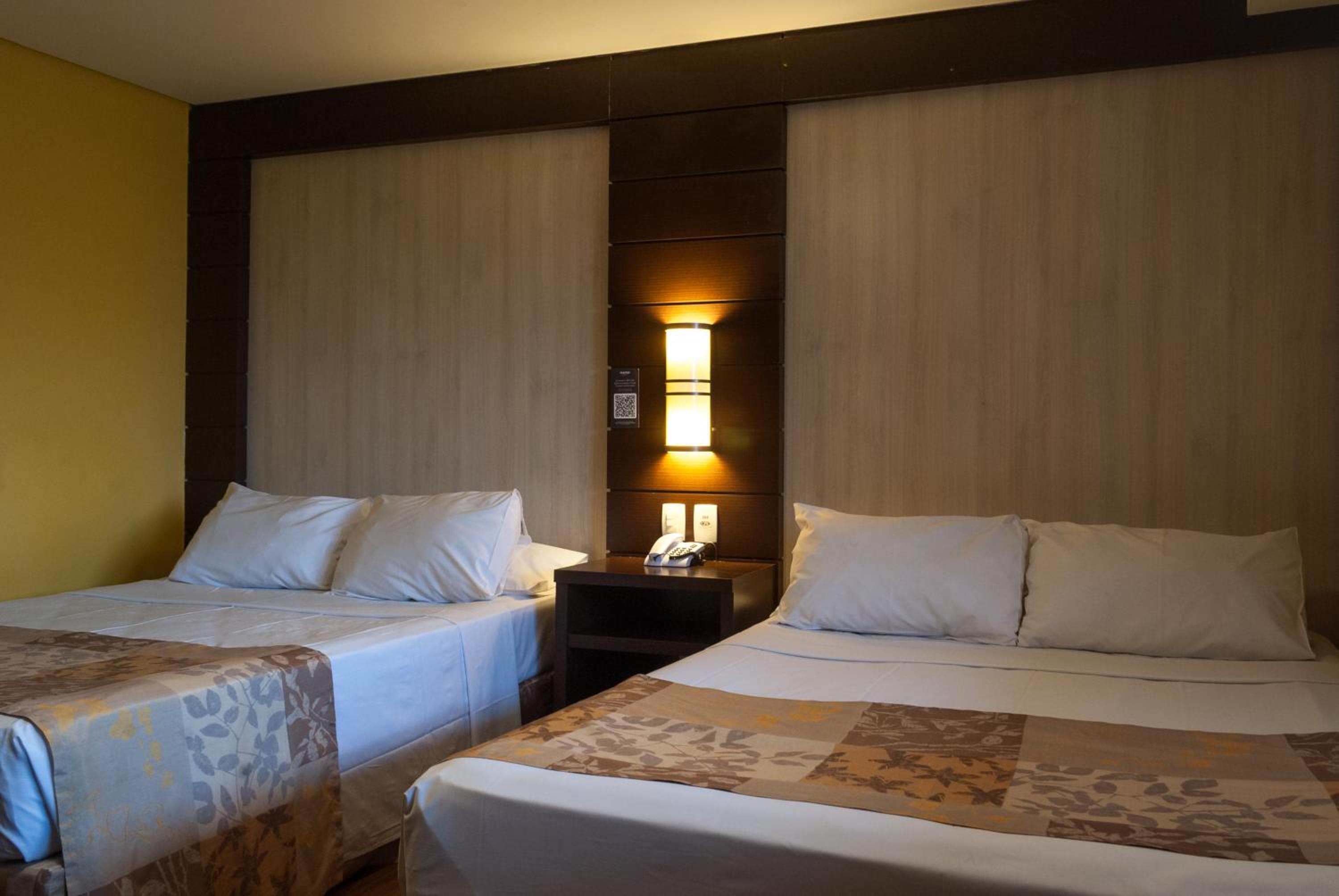 Superior Room with Two Double Beds photo 3