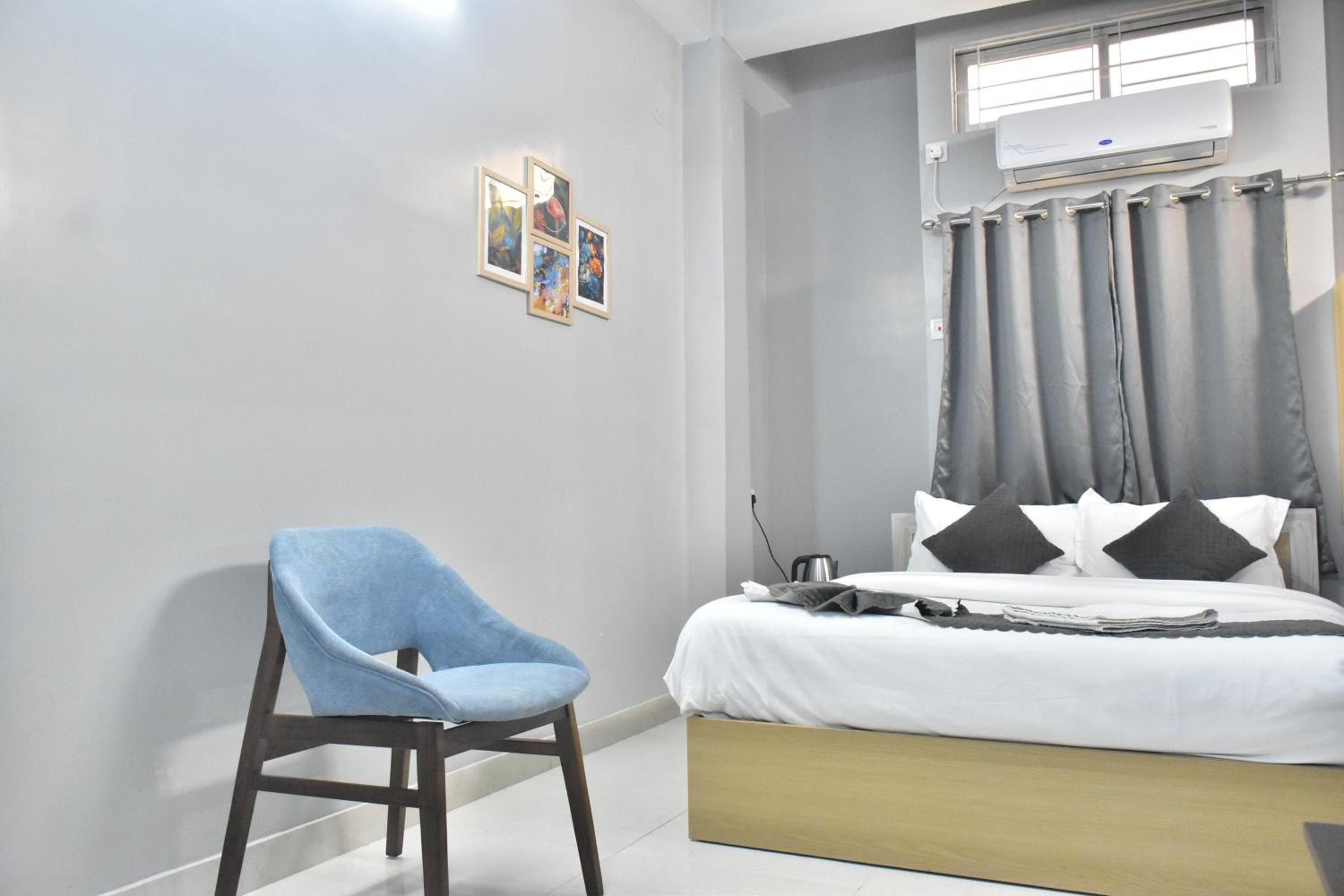 King Room with Lake View photo 1