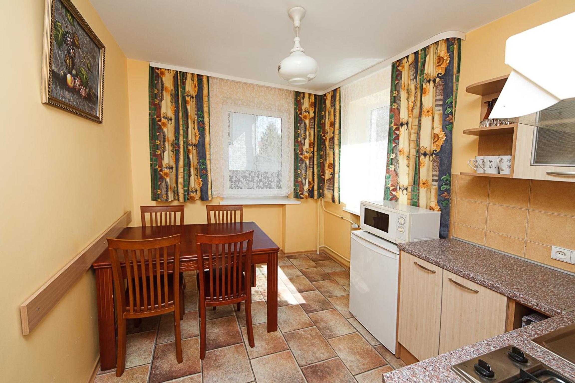 Two-Bedroom Apartment with Balcony photo 3