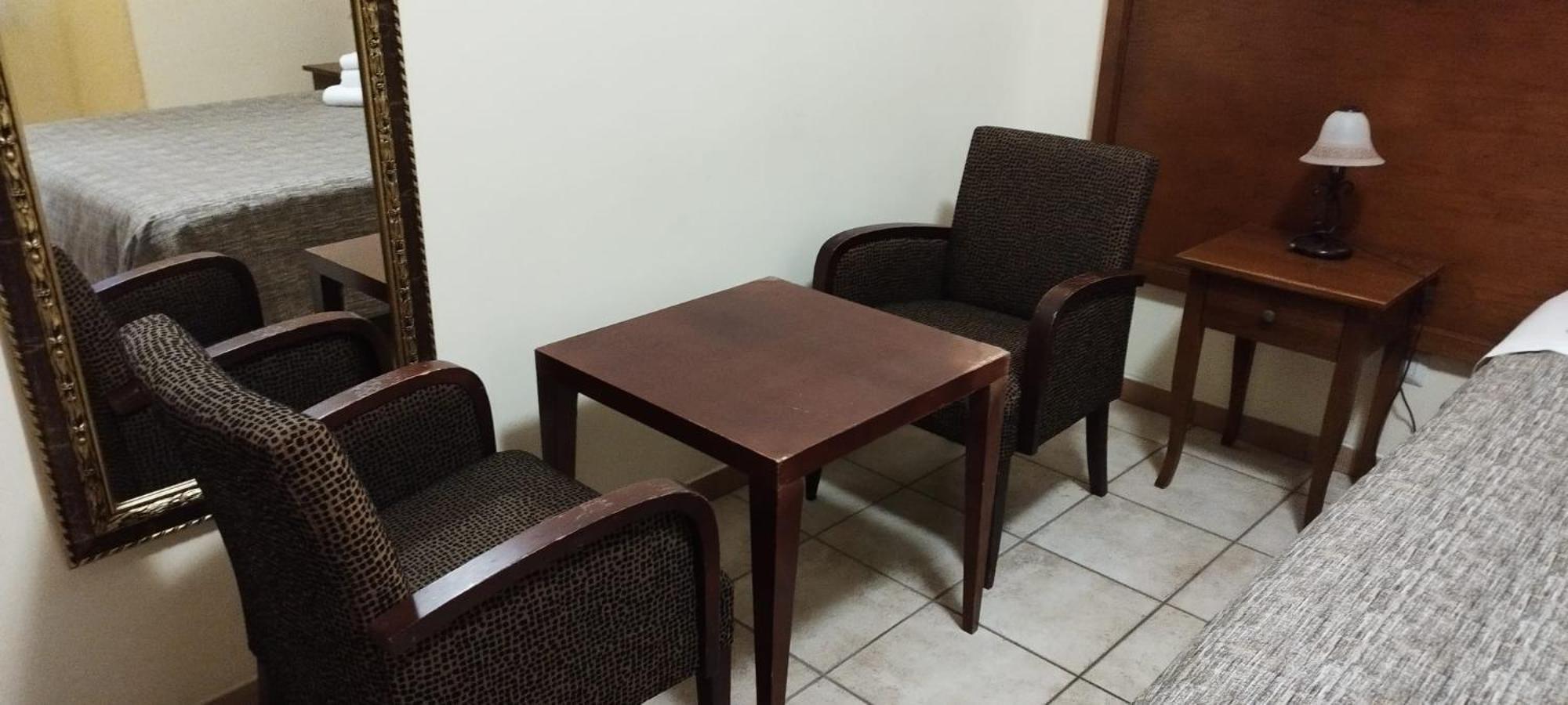 Double Room - Photo 4