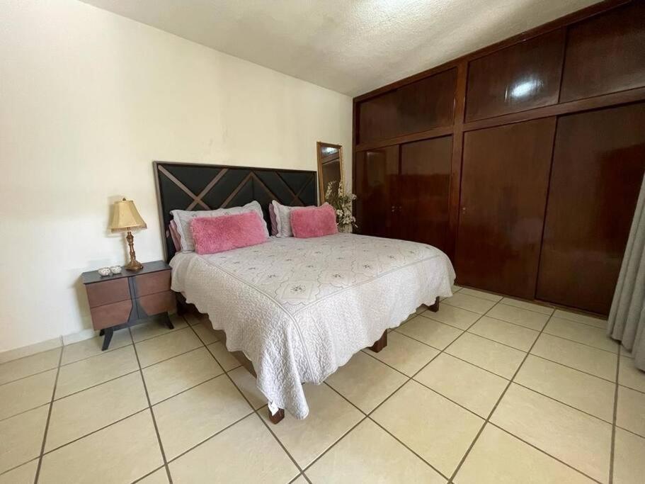 Three-Bedroom House photo 2