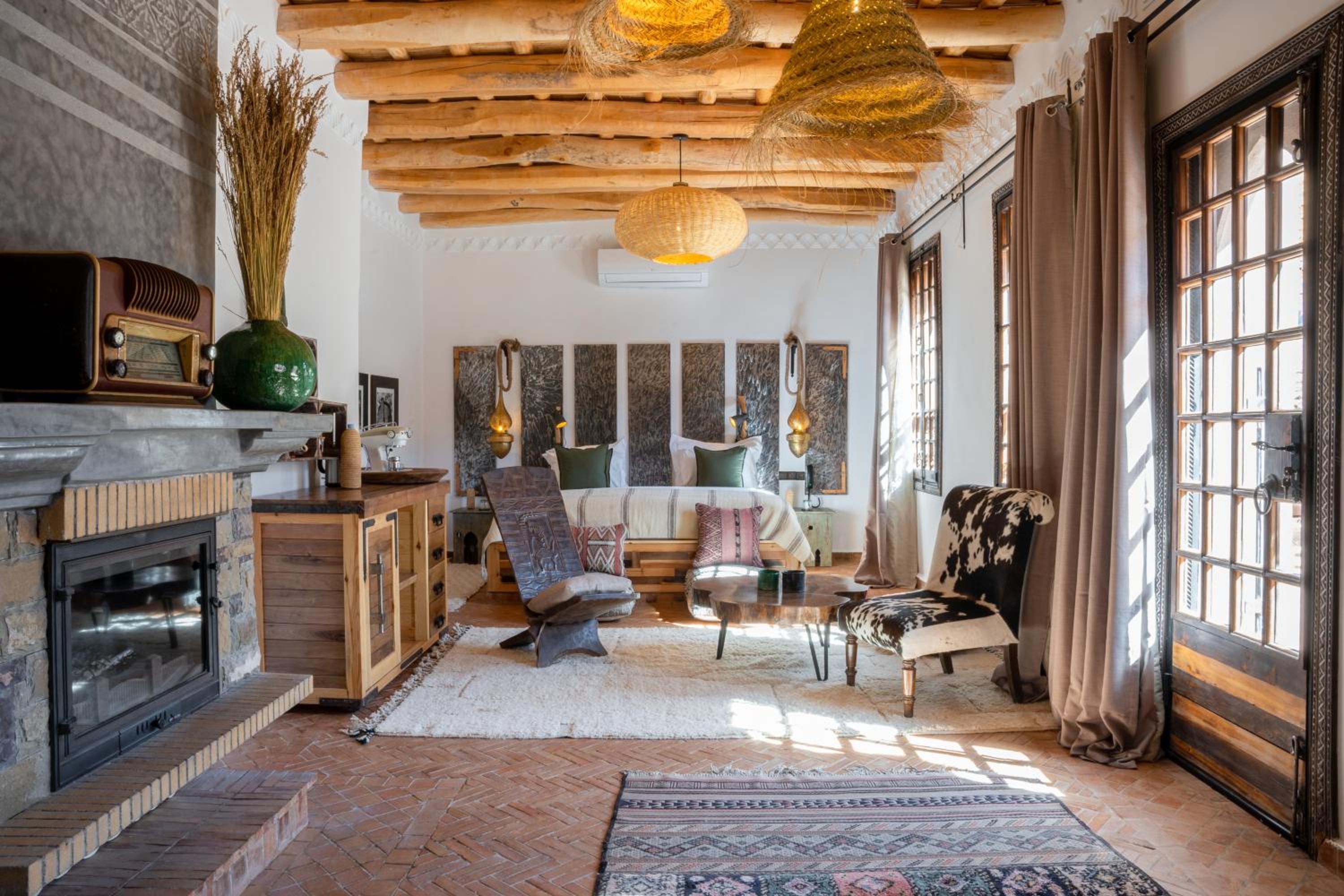 Deluxe King Suite