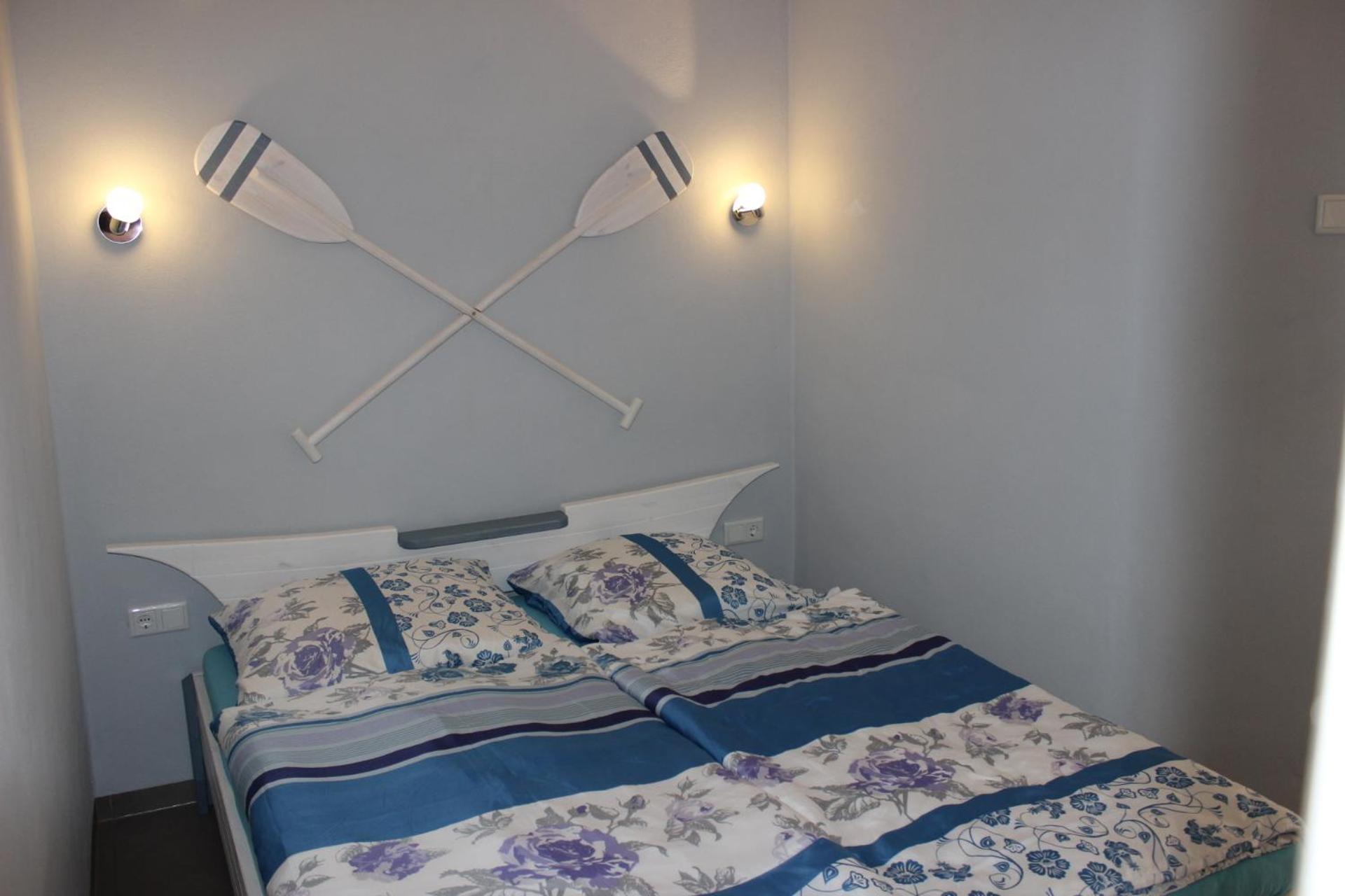Queen Room photo 1