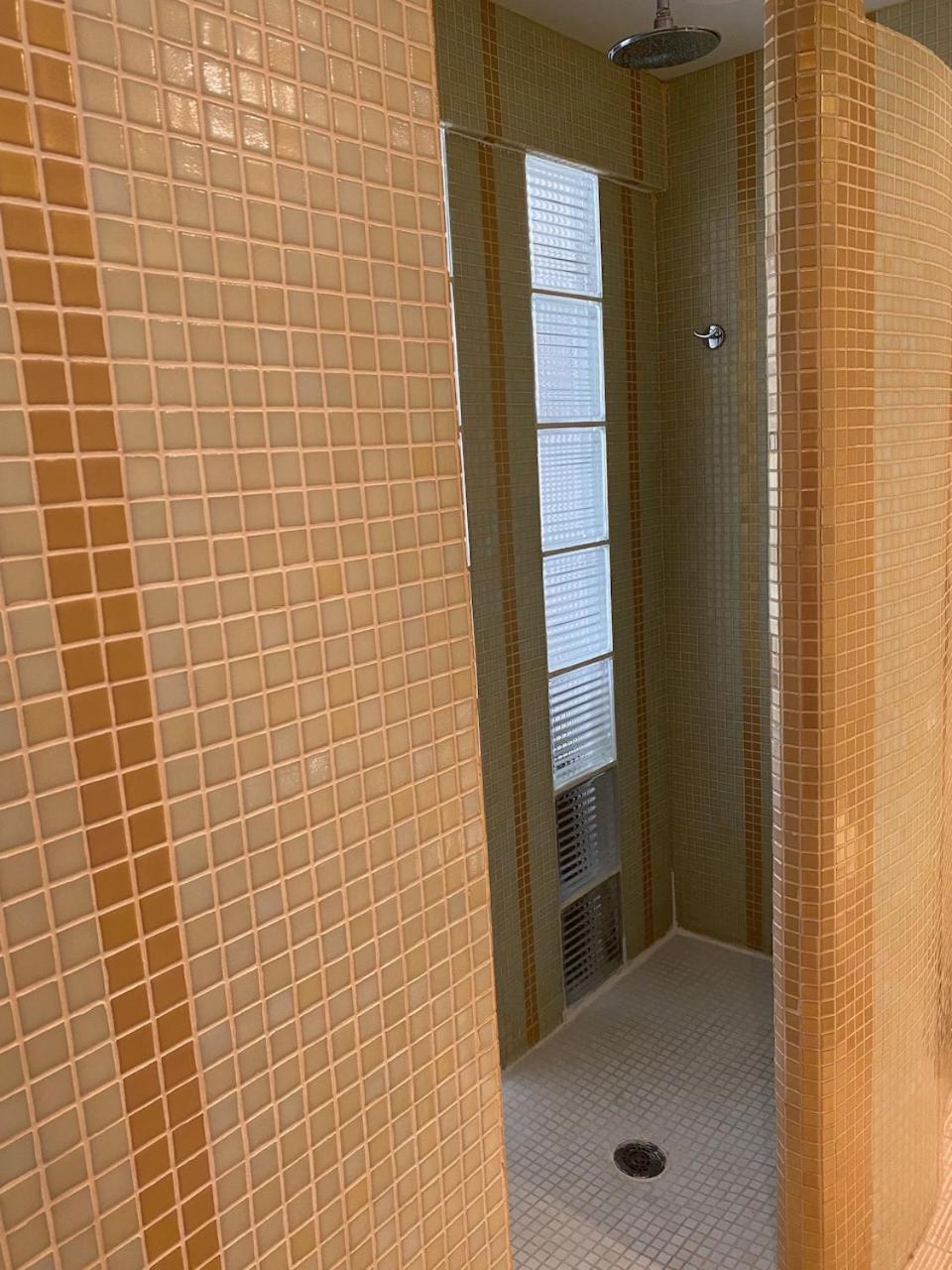 King Suite with Spa Bath photo 2