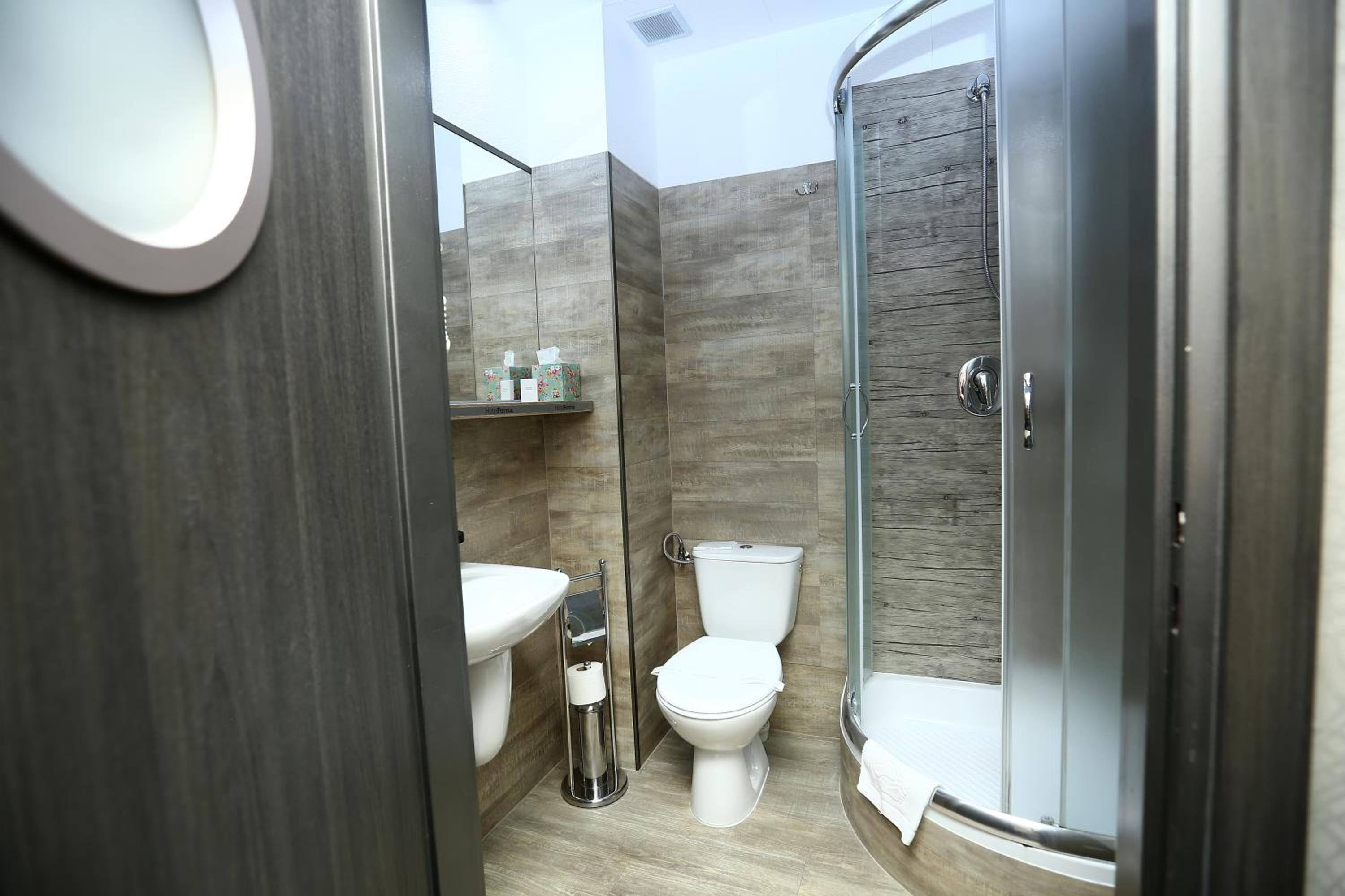 Apartment - Photo 2