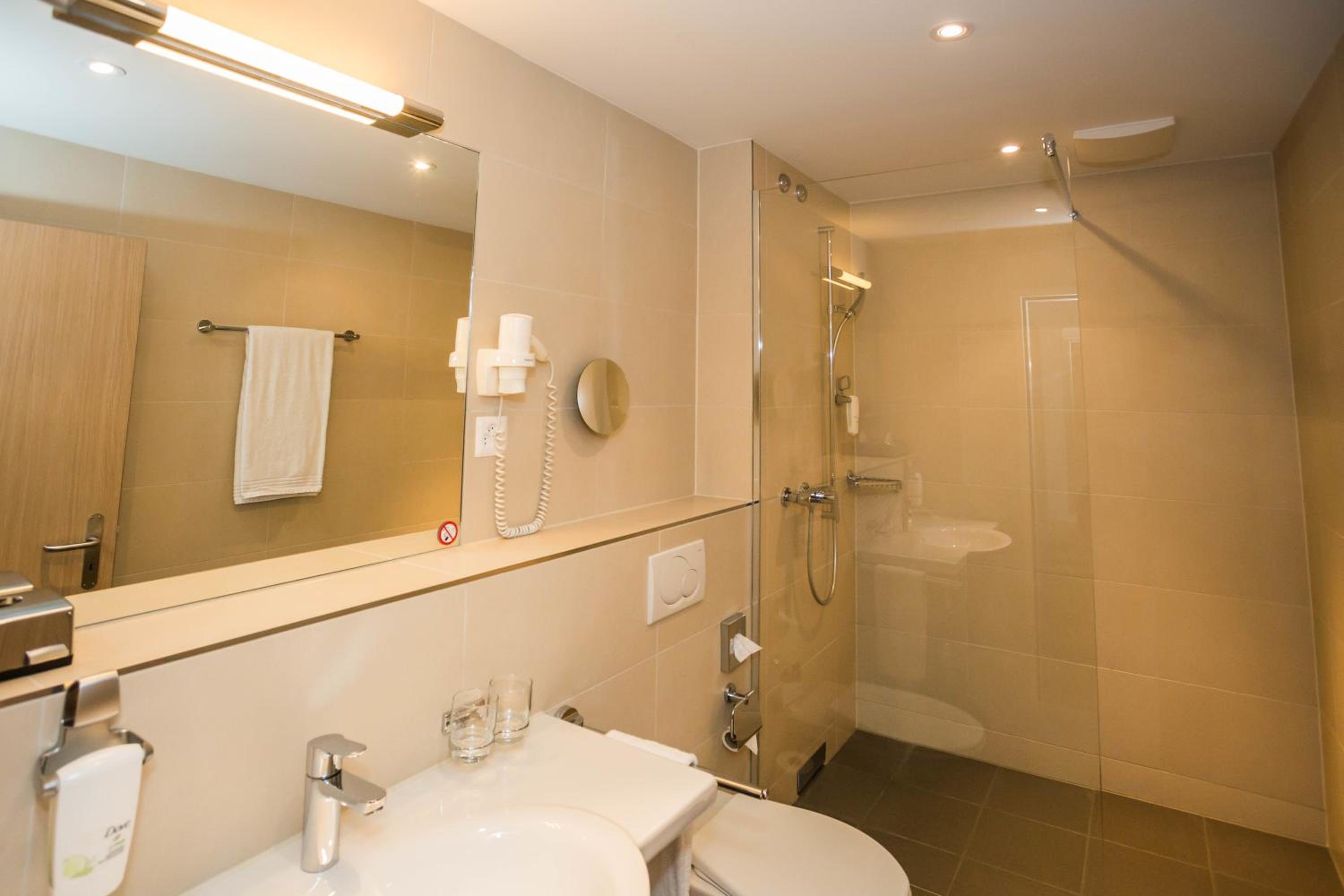Superior Double Room (1-2 Adults) photo 2