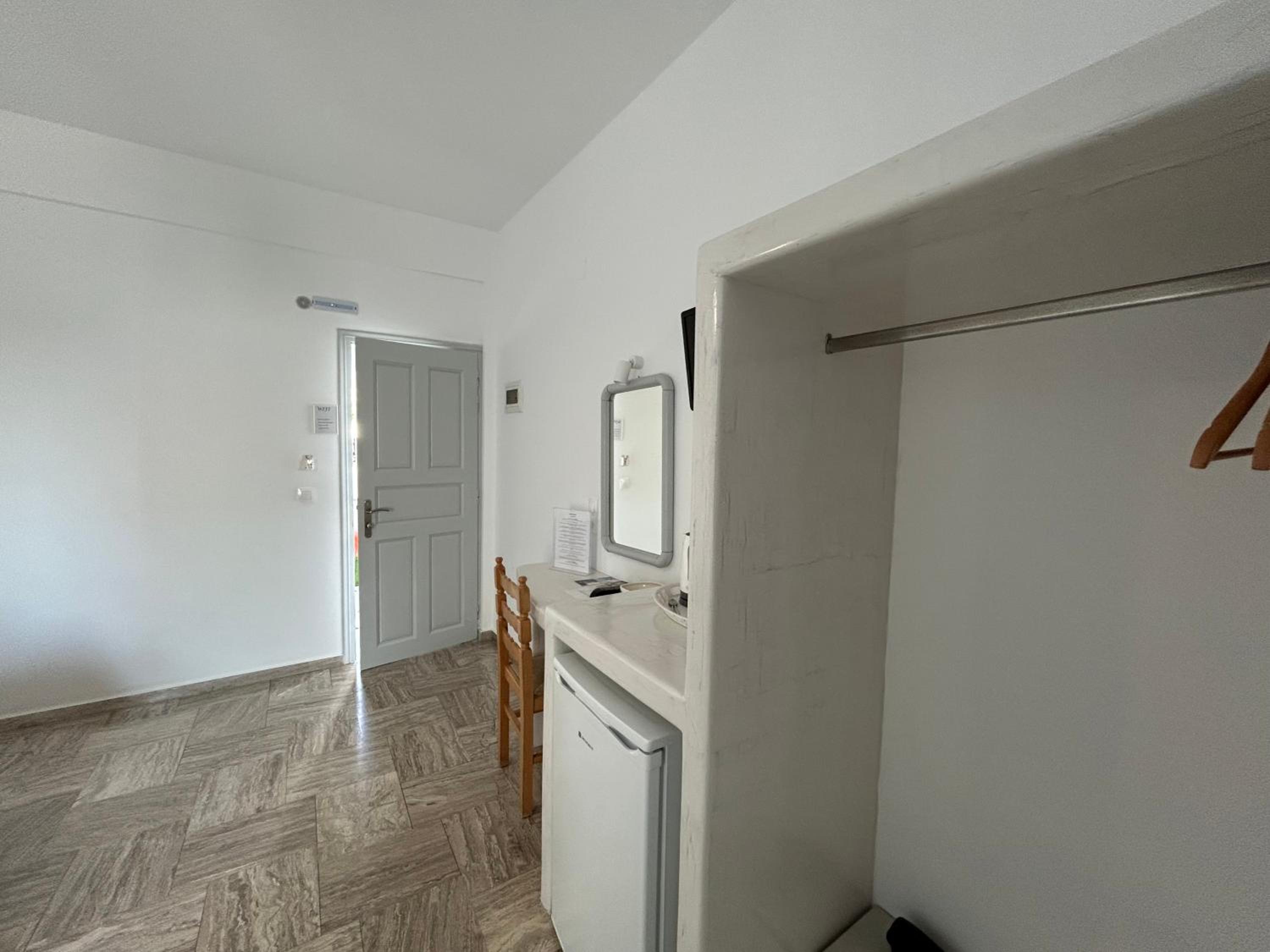 Double or Twin Room photo 2