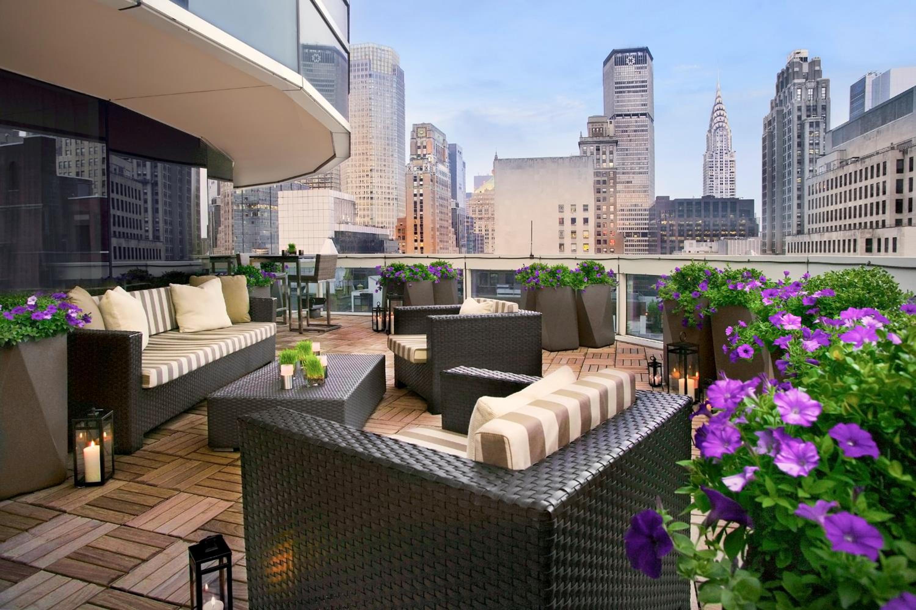 Terrace Suite City View 1 Bedroom King Suite on 24th floor thumbnail 5
