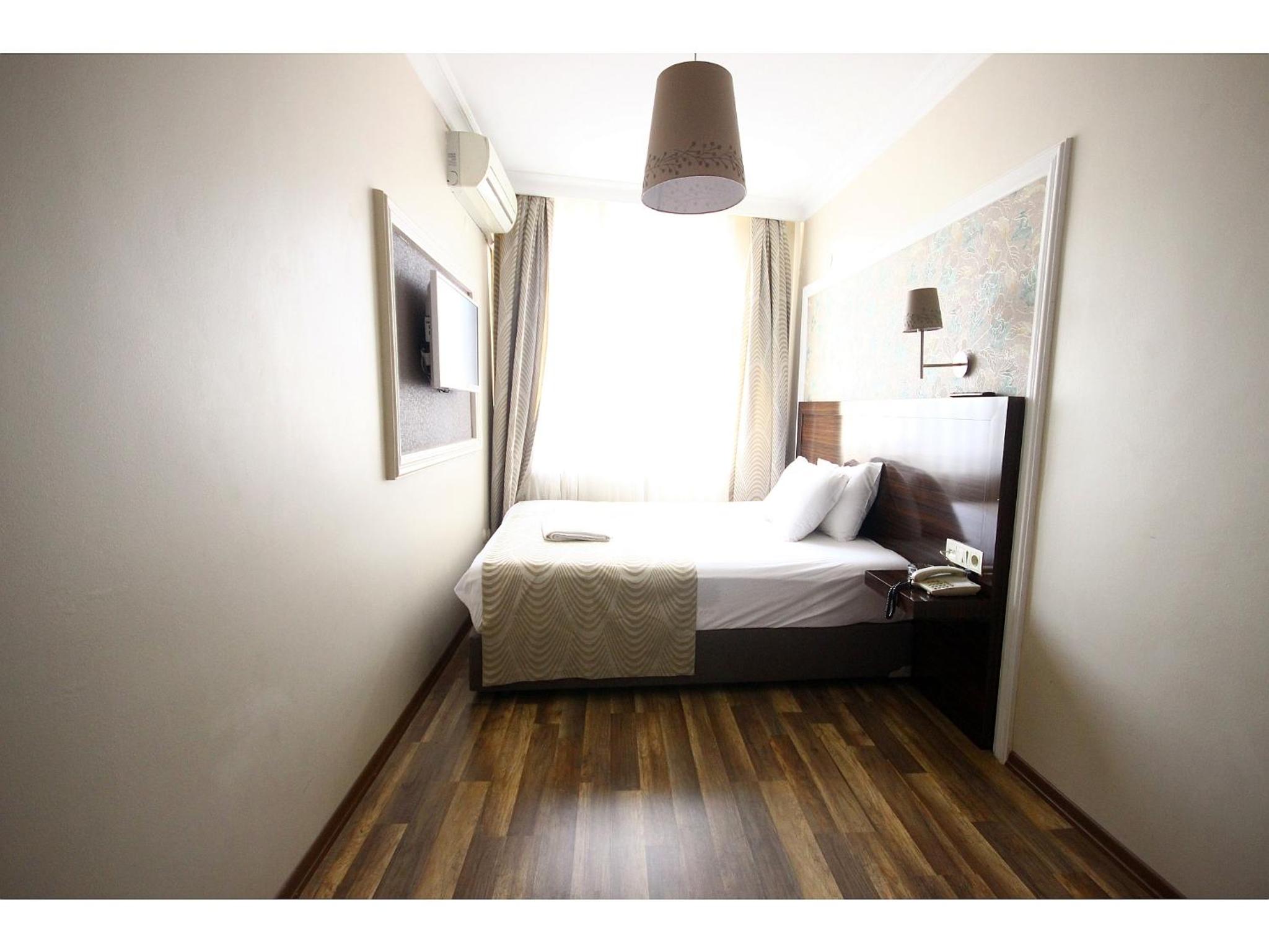 Standard Double Room photo 1