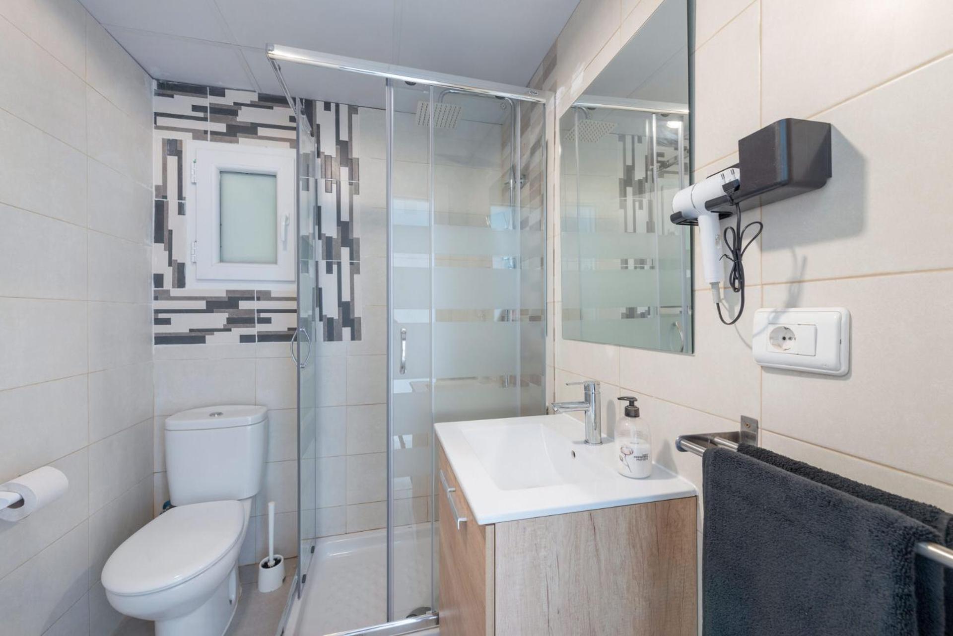 Superior Double or Twin Room with Pool View photo 2