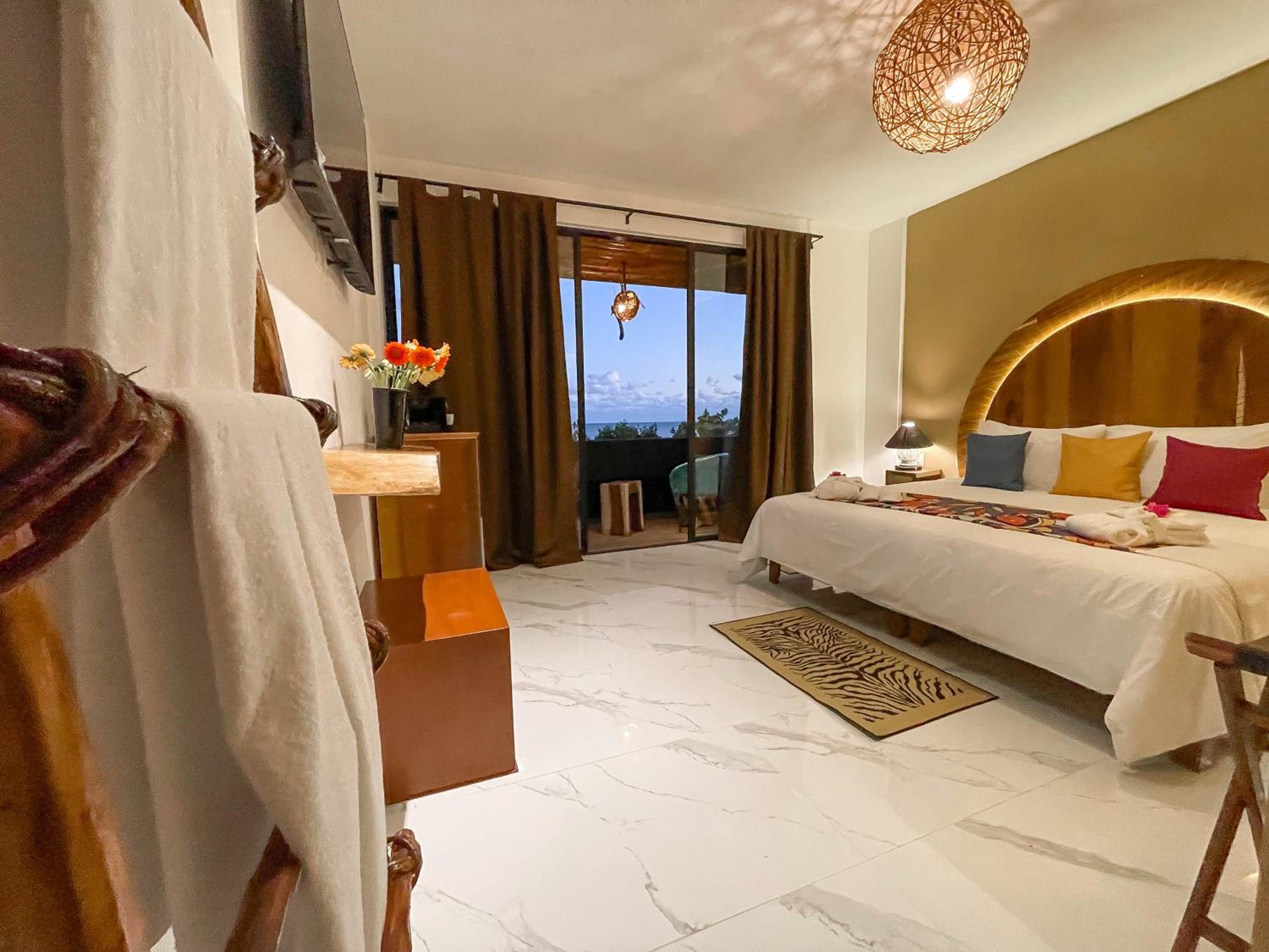 Deluxe Double Room with Sea View