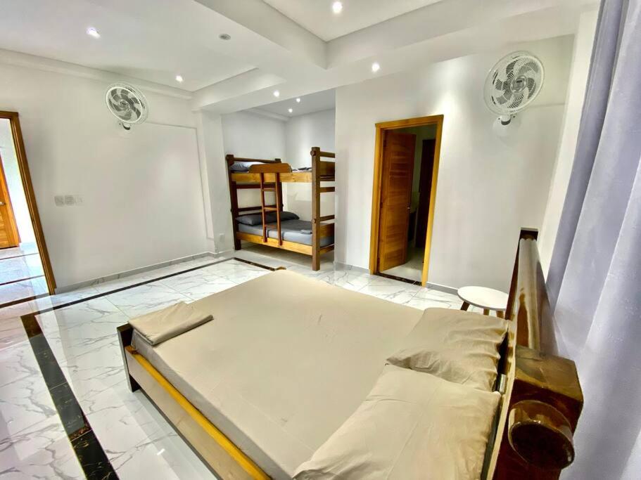 Villa photo 1
