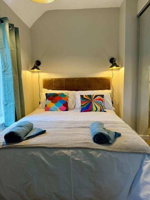Three-Bedroom House photo 1