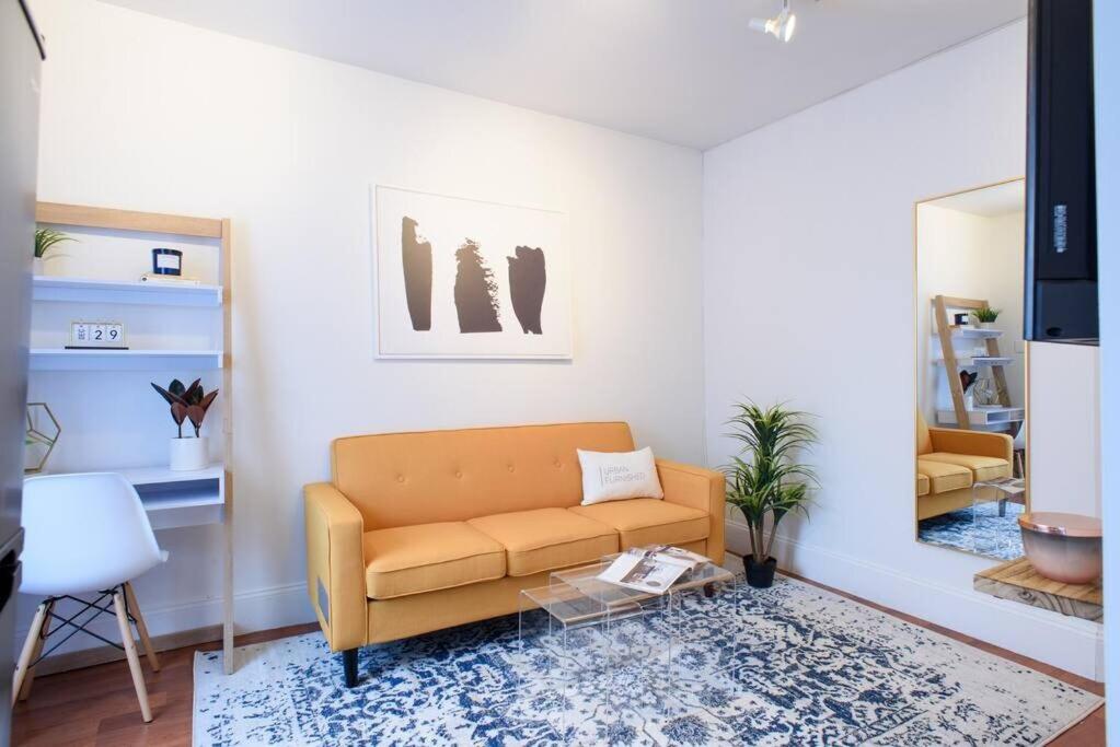 Apartment photo 2
