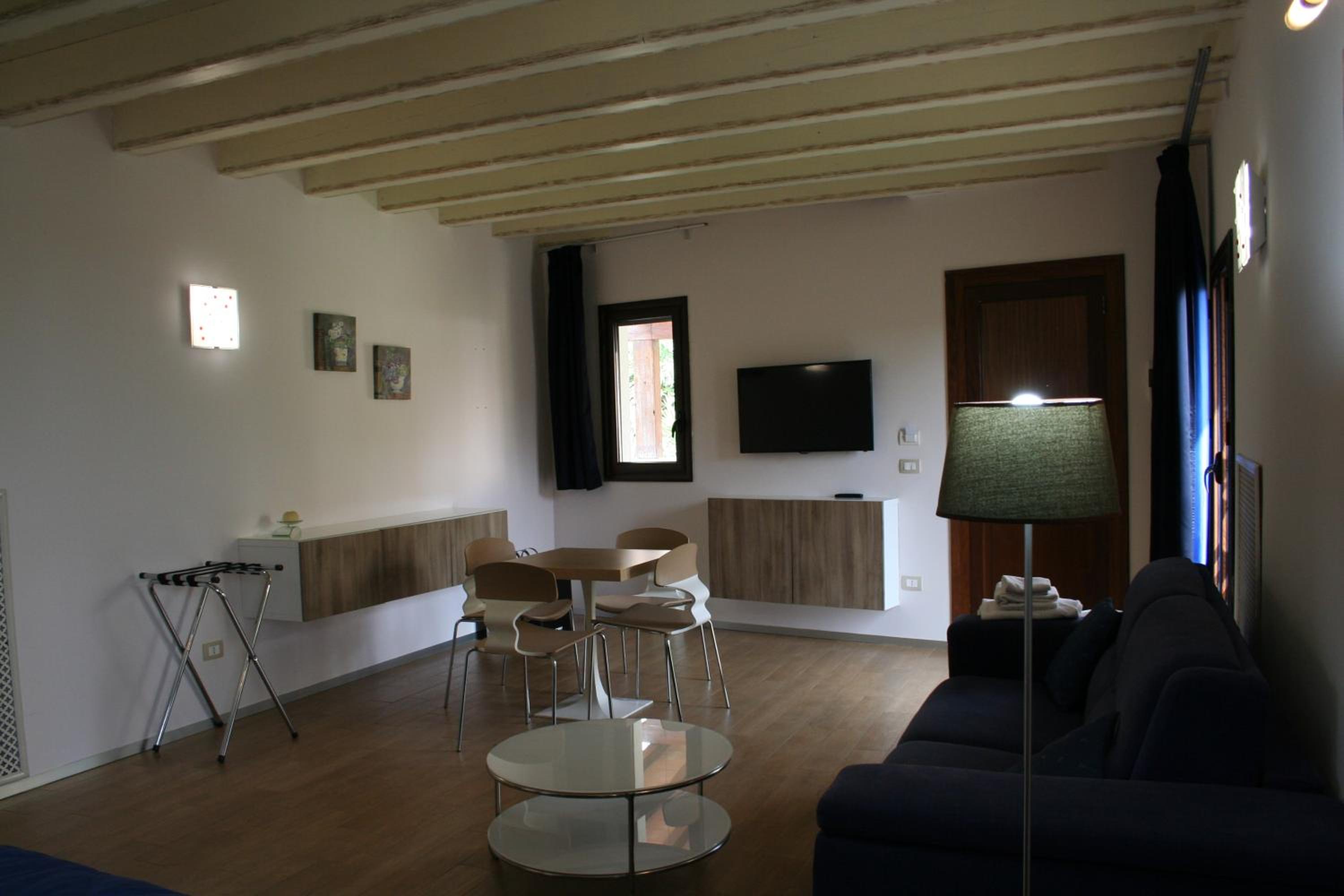 Junior Suite - Photo 18