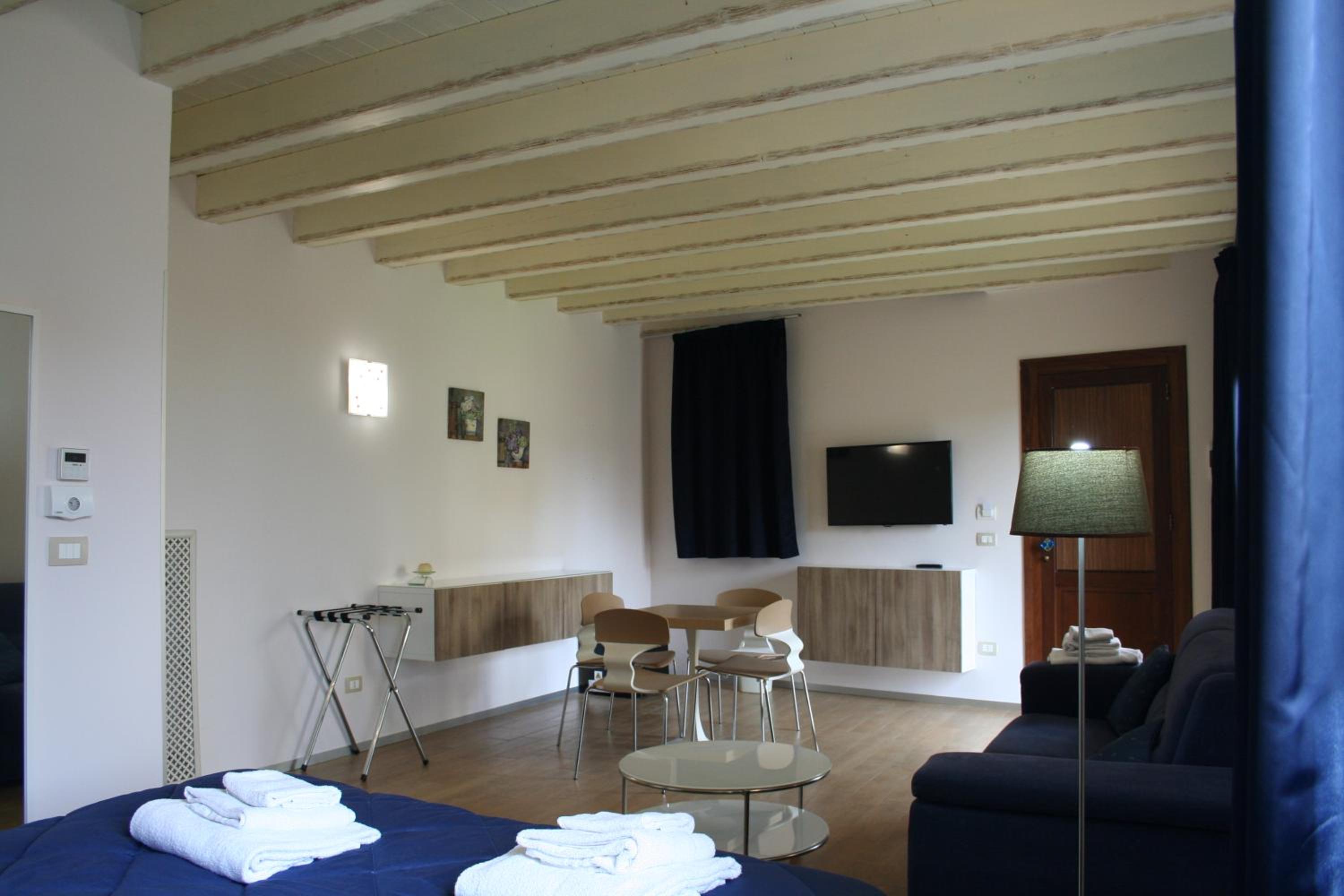 Junior Suite - Photo 15