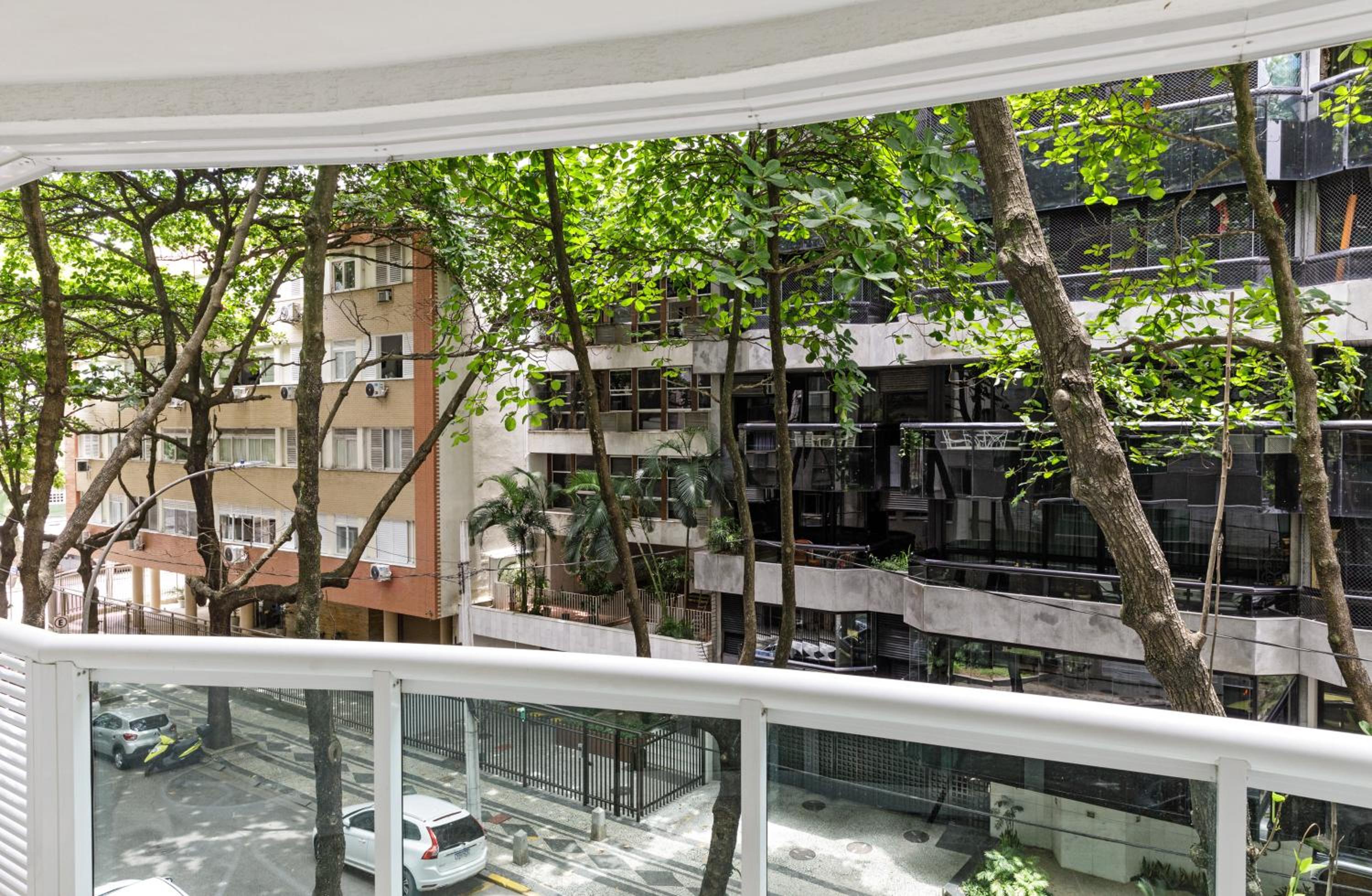 Luxury Double Room with Street View - Photo 6