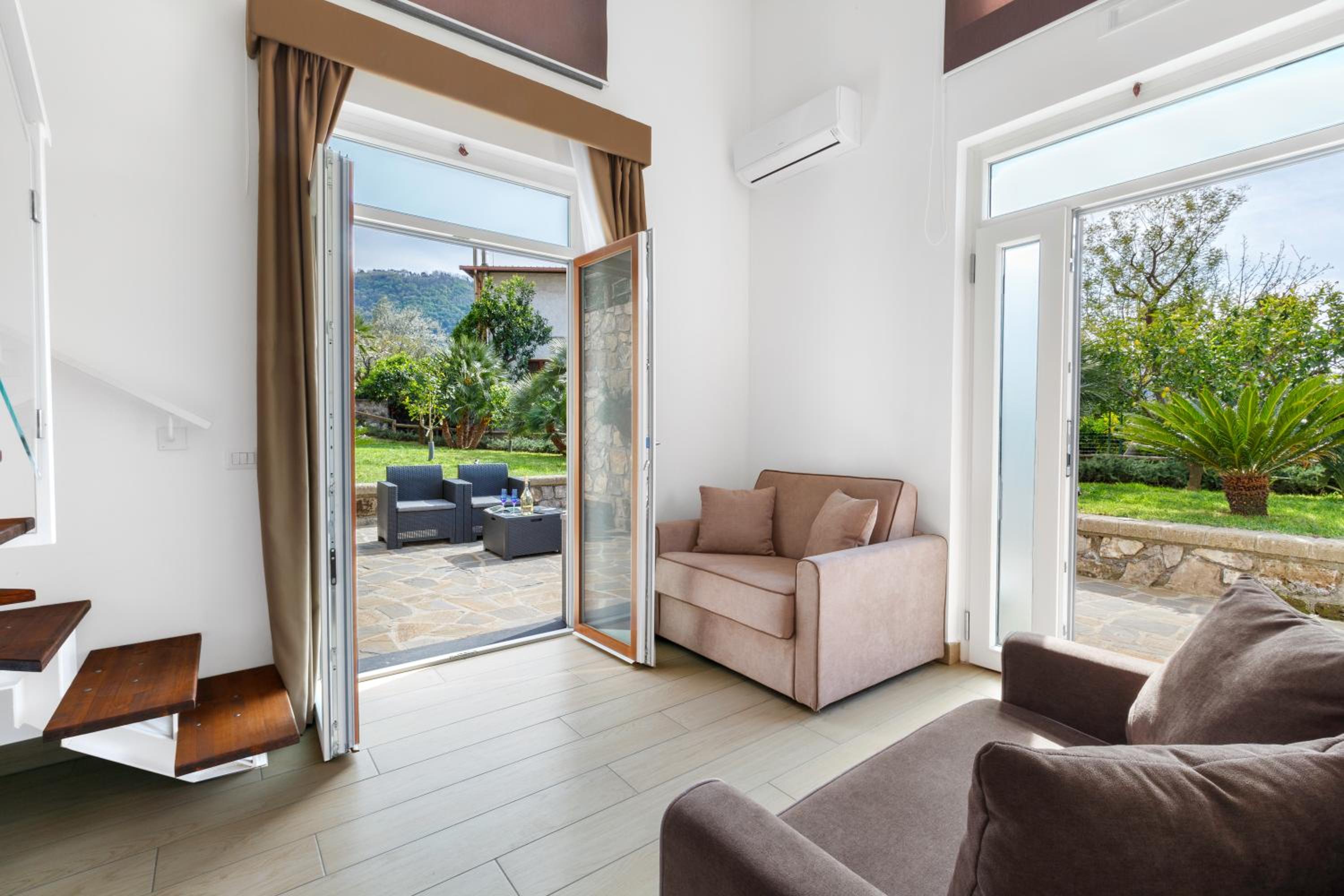 Maisonette - Photo 1