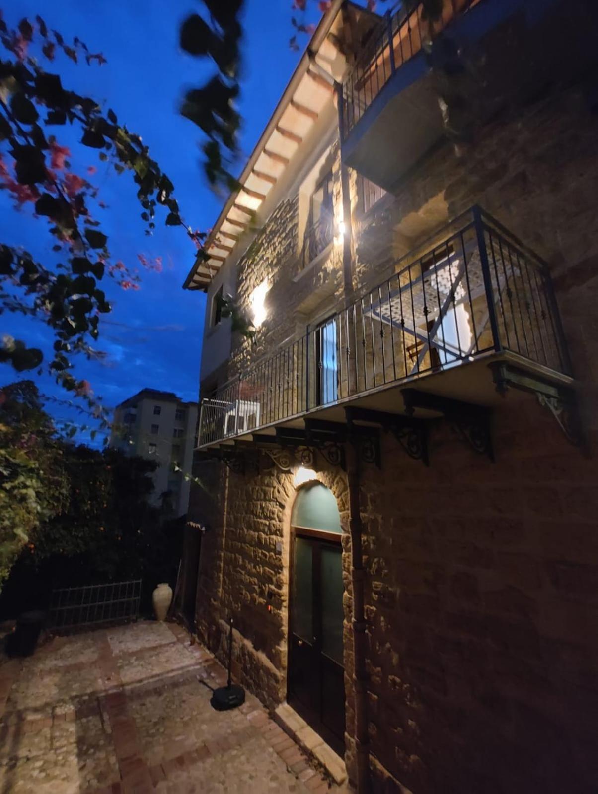 Suite with Garden View - Photo 12
