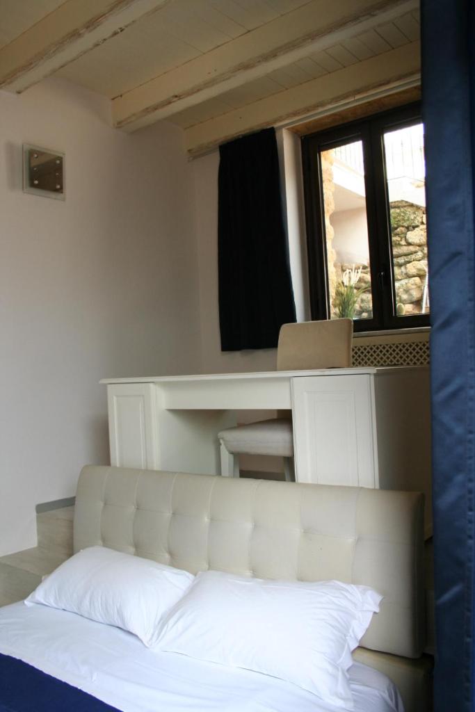 Suite with Garden View - Photo 16
