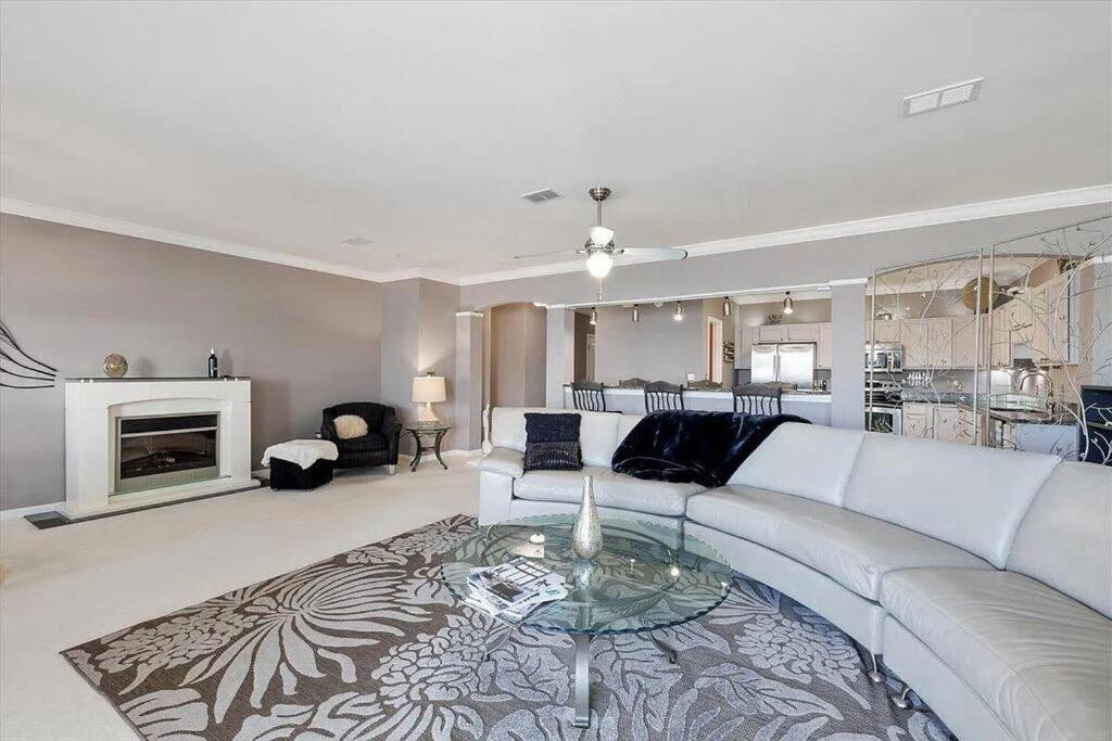 Four-Bedroom House photo 1