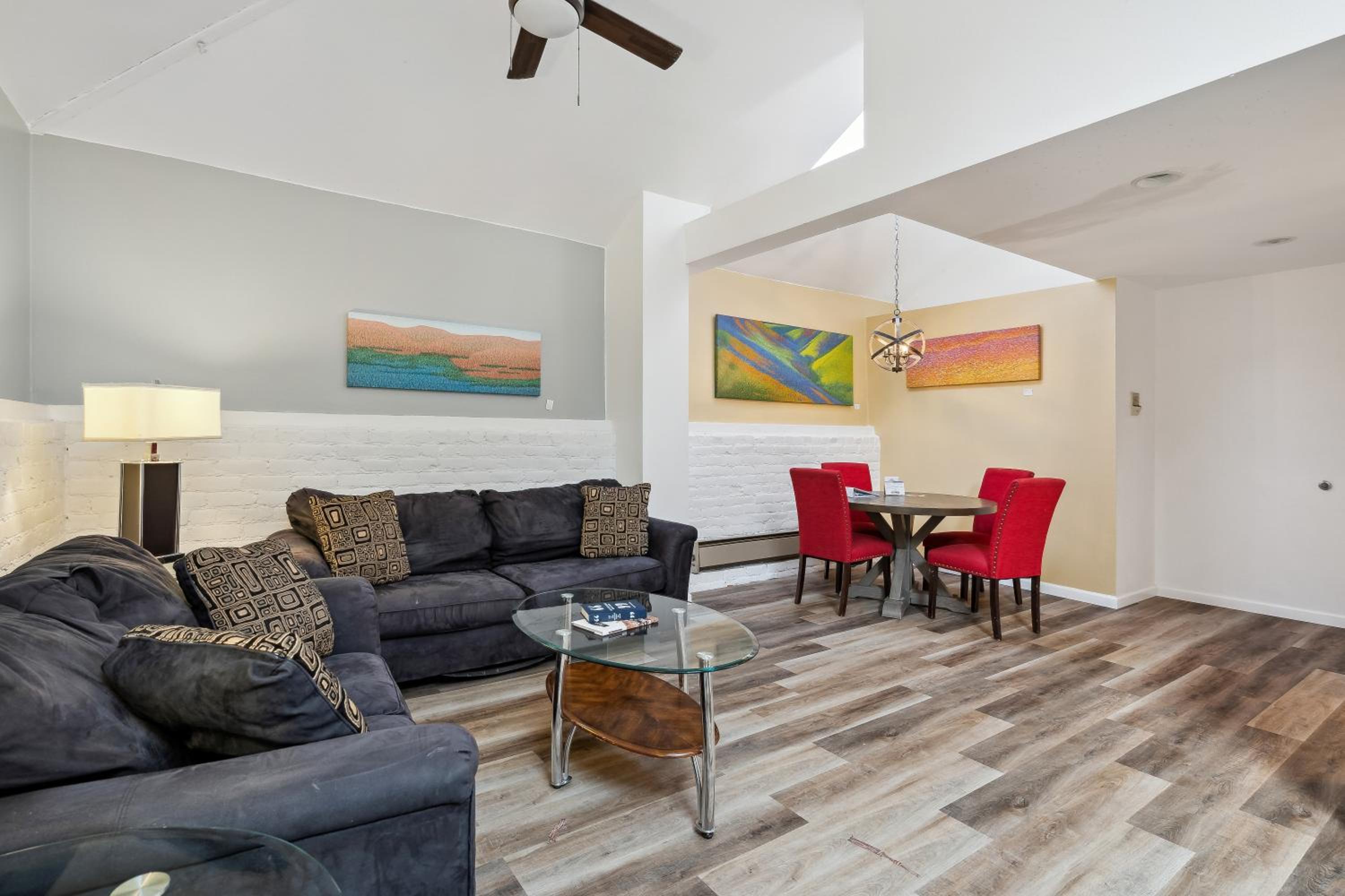 Deluxe Apartment