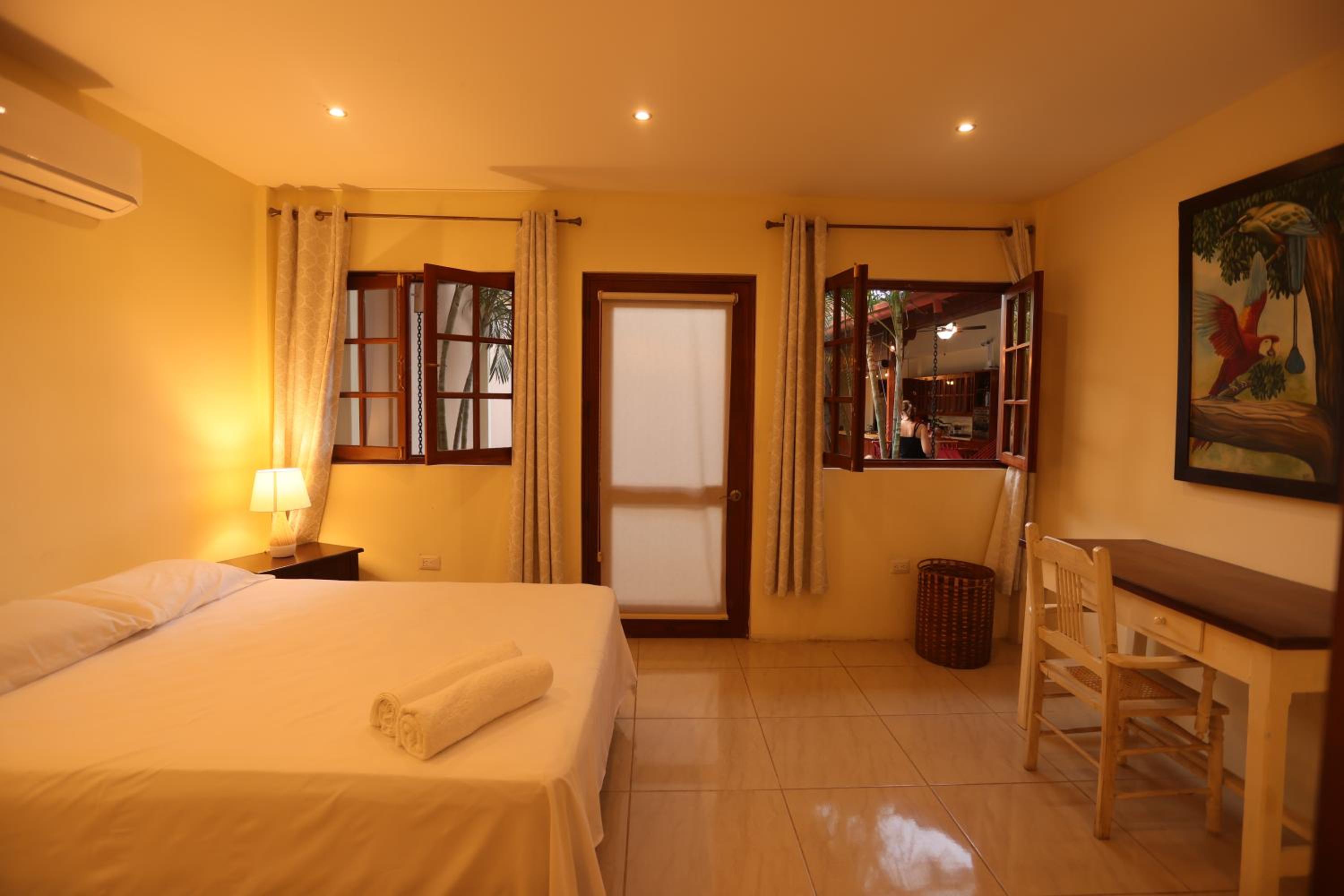 Deluxe Queen Room