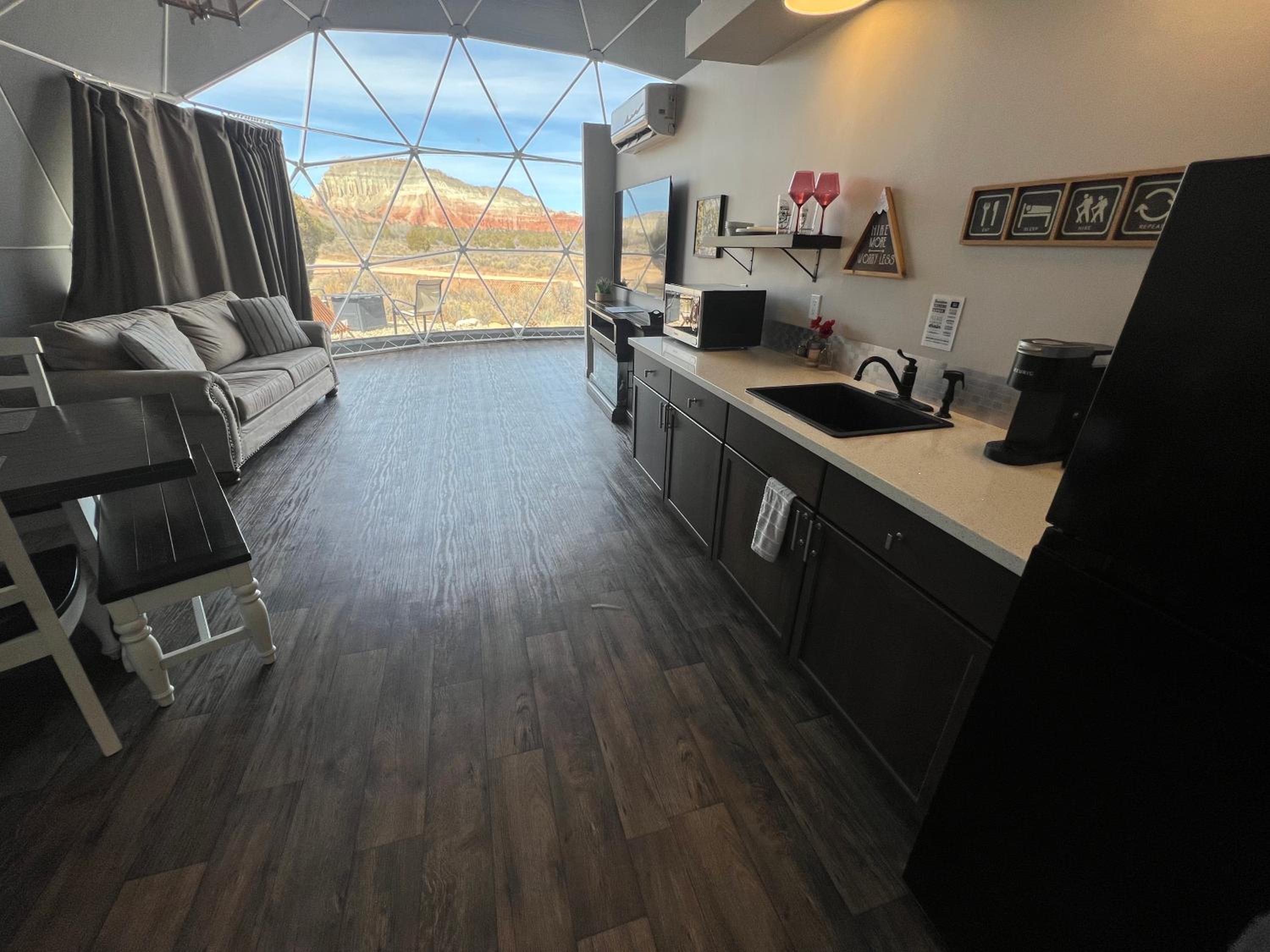 King Room with Mountain View photo 1