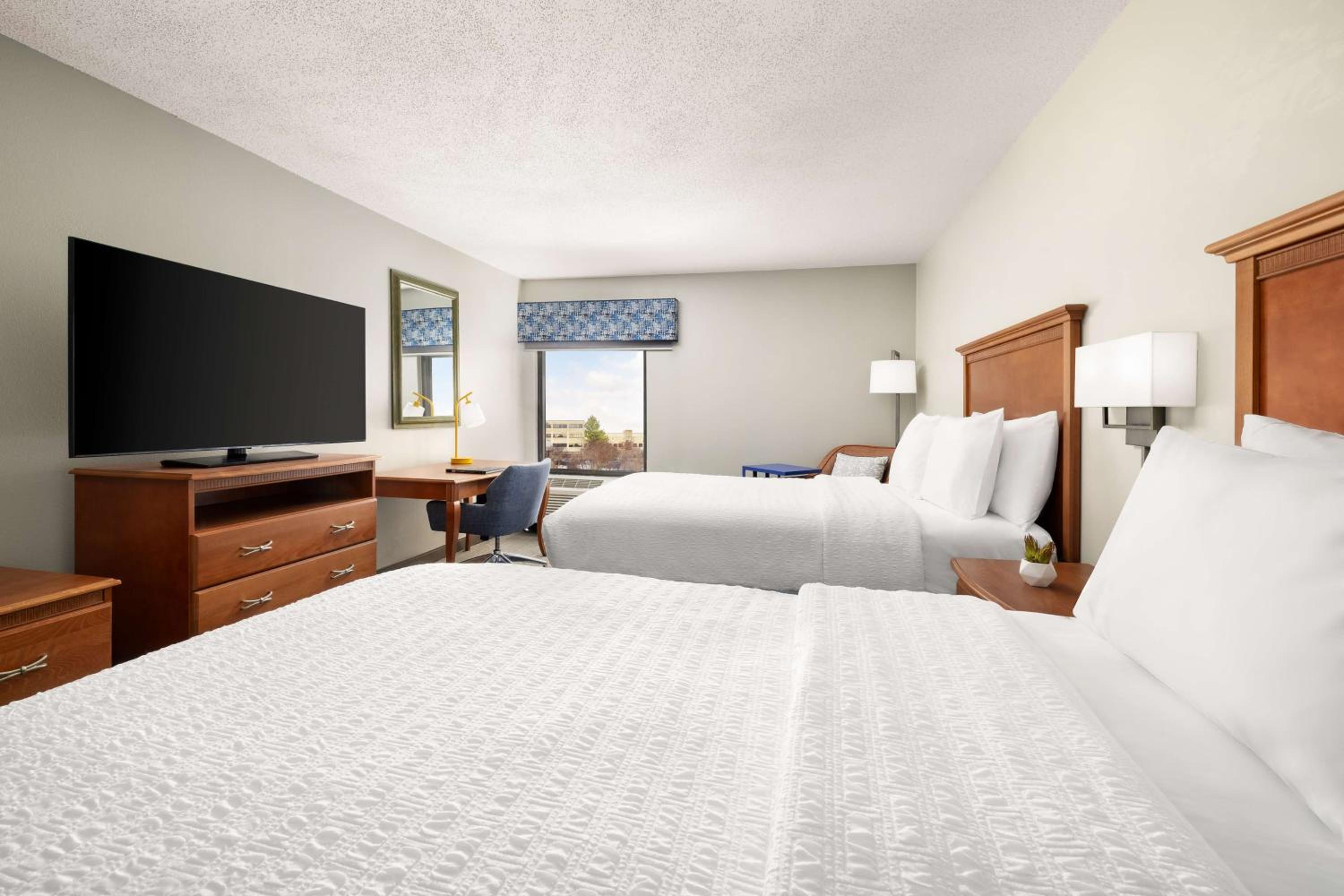 Double Room with Two Double Beds - Non-Smoking photo 1