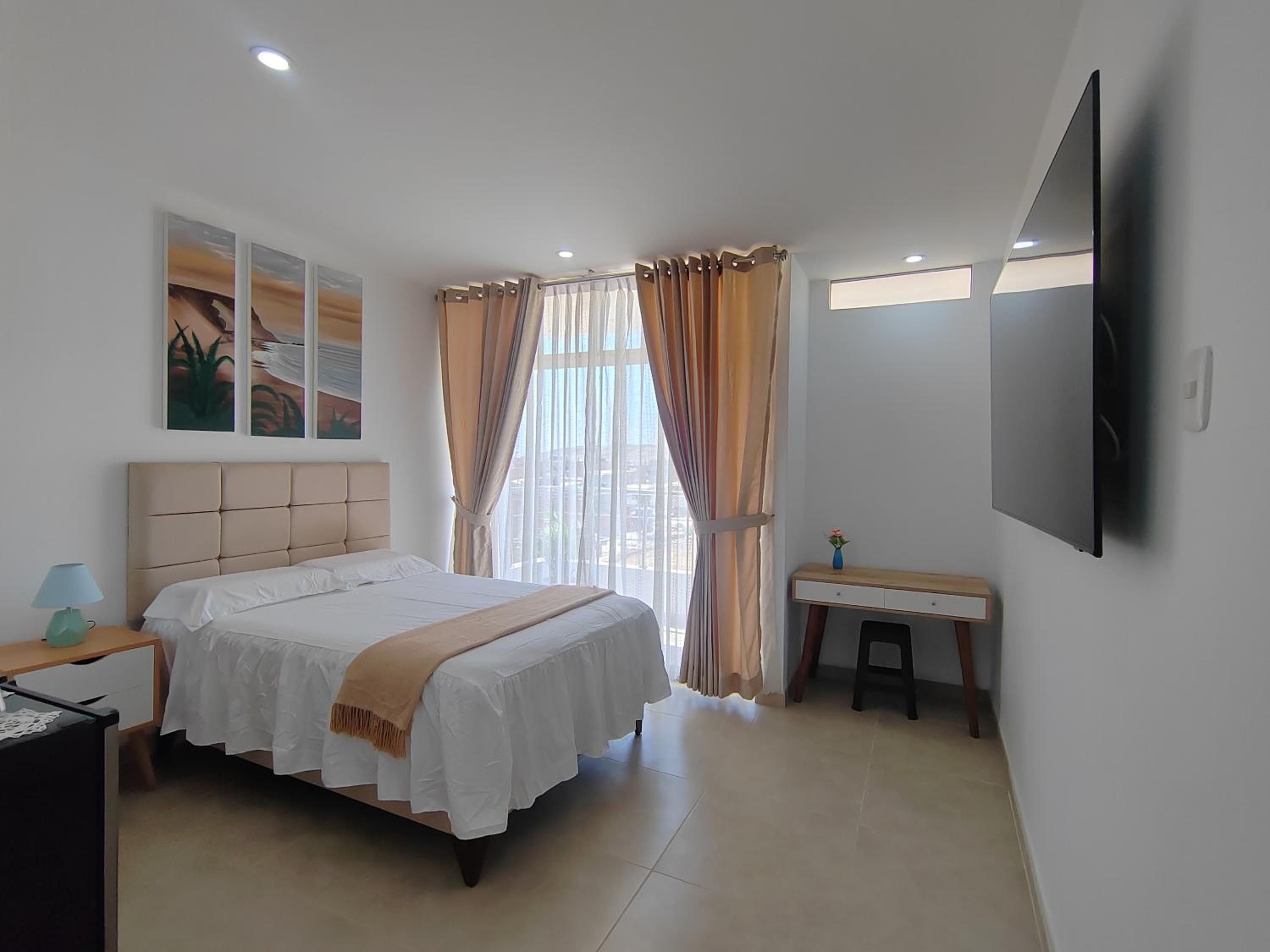 Two-Bedroom Deluxe Apartment with Balcony photo 2