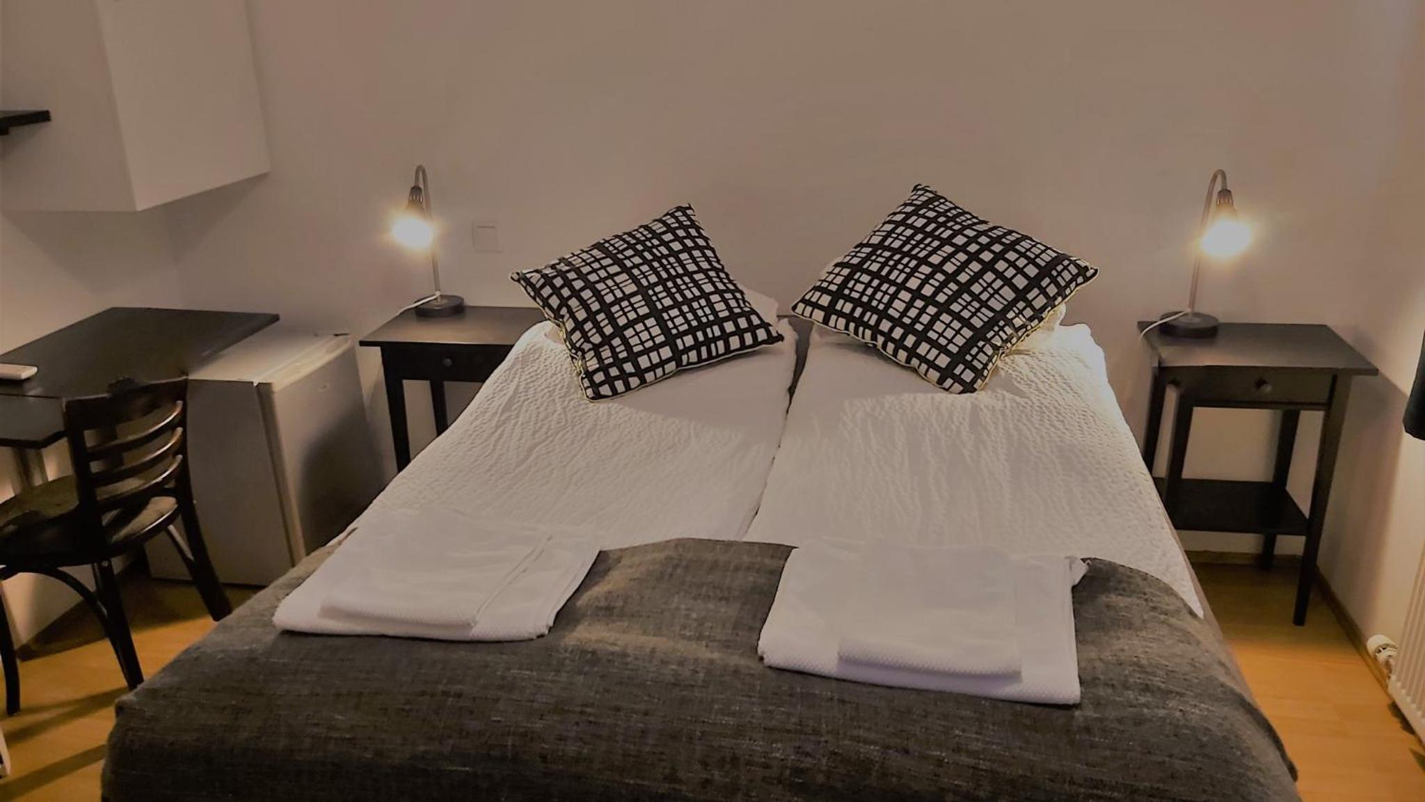 Small Double Room photo 1