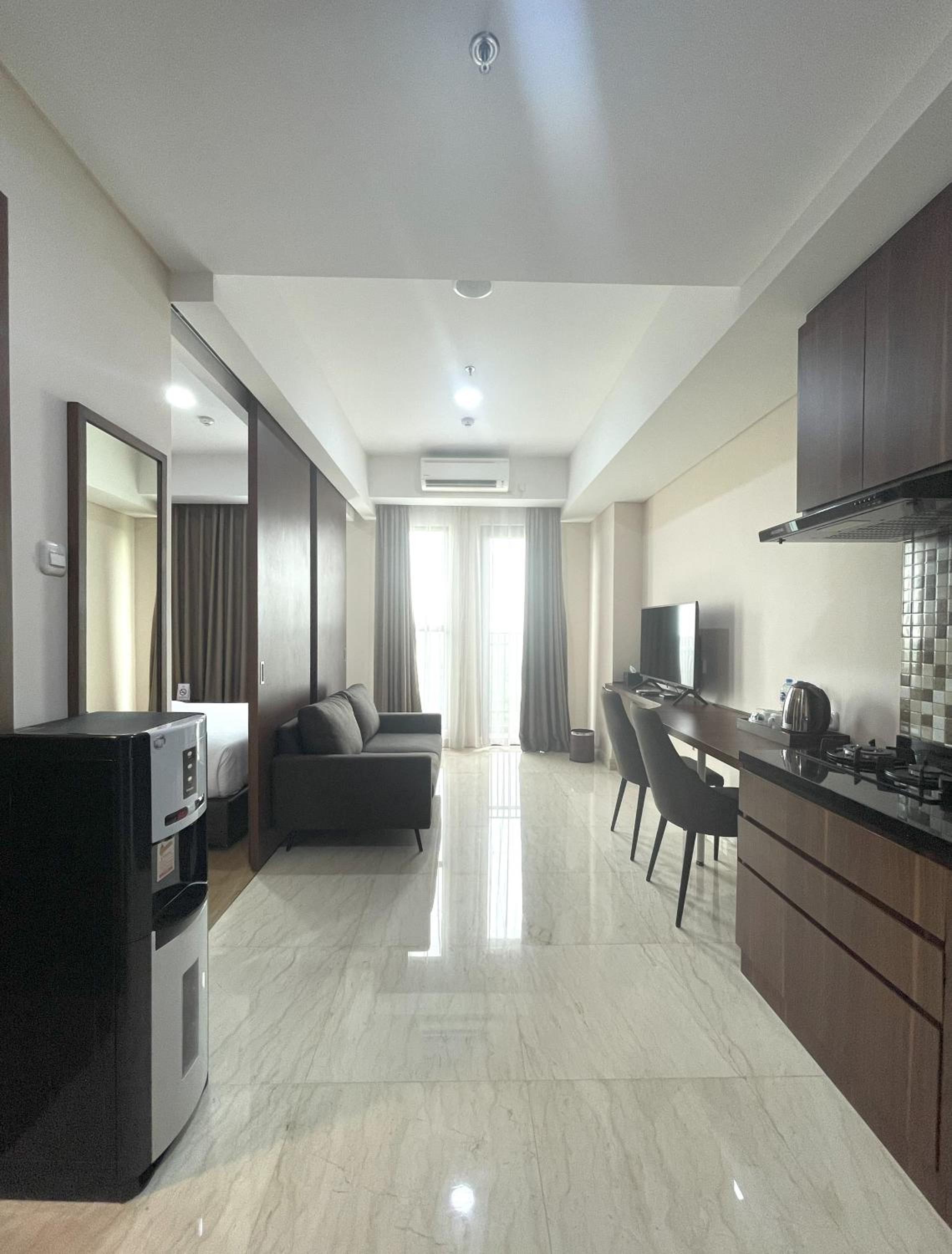One-Bedroom Apartment - Photo 9