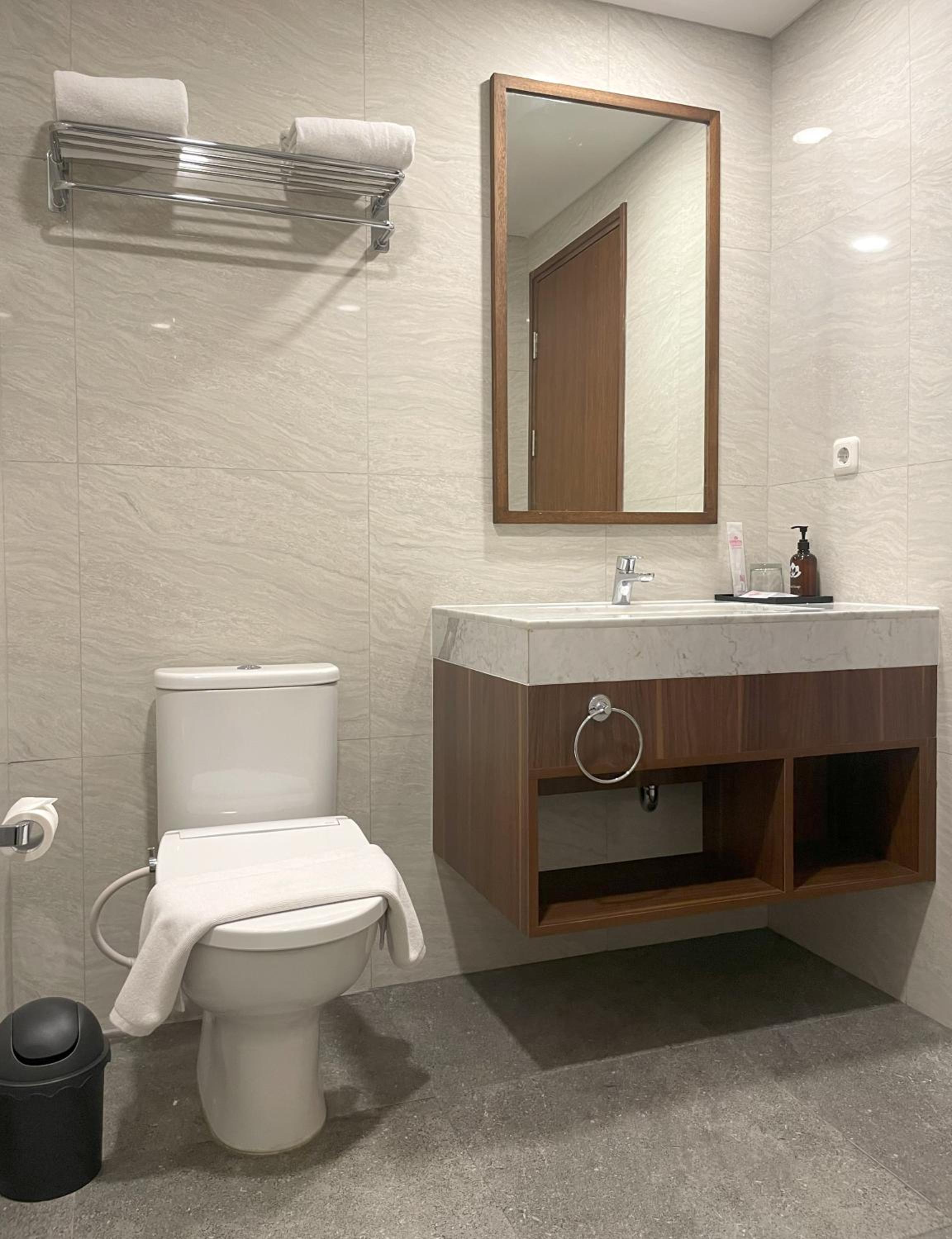 Two-Bedroom Apartment - Photo 3