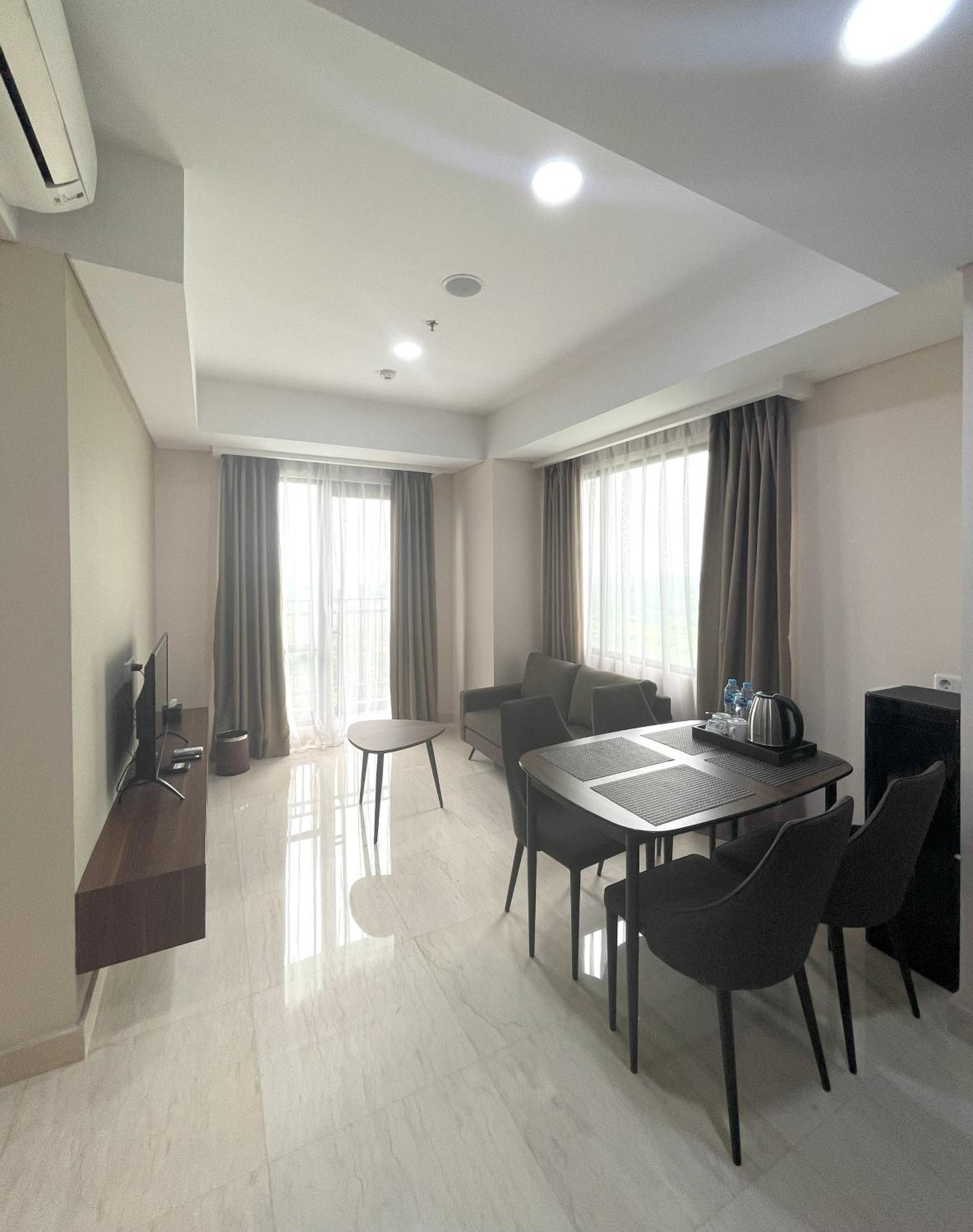 Two-Bedroom Apartment - Photo 36