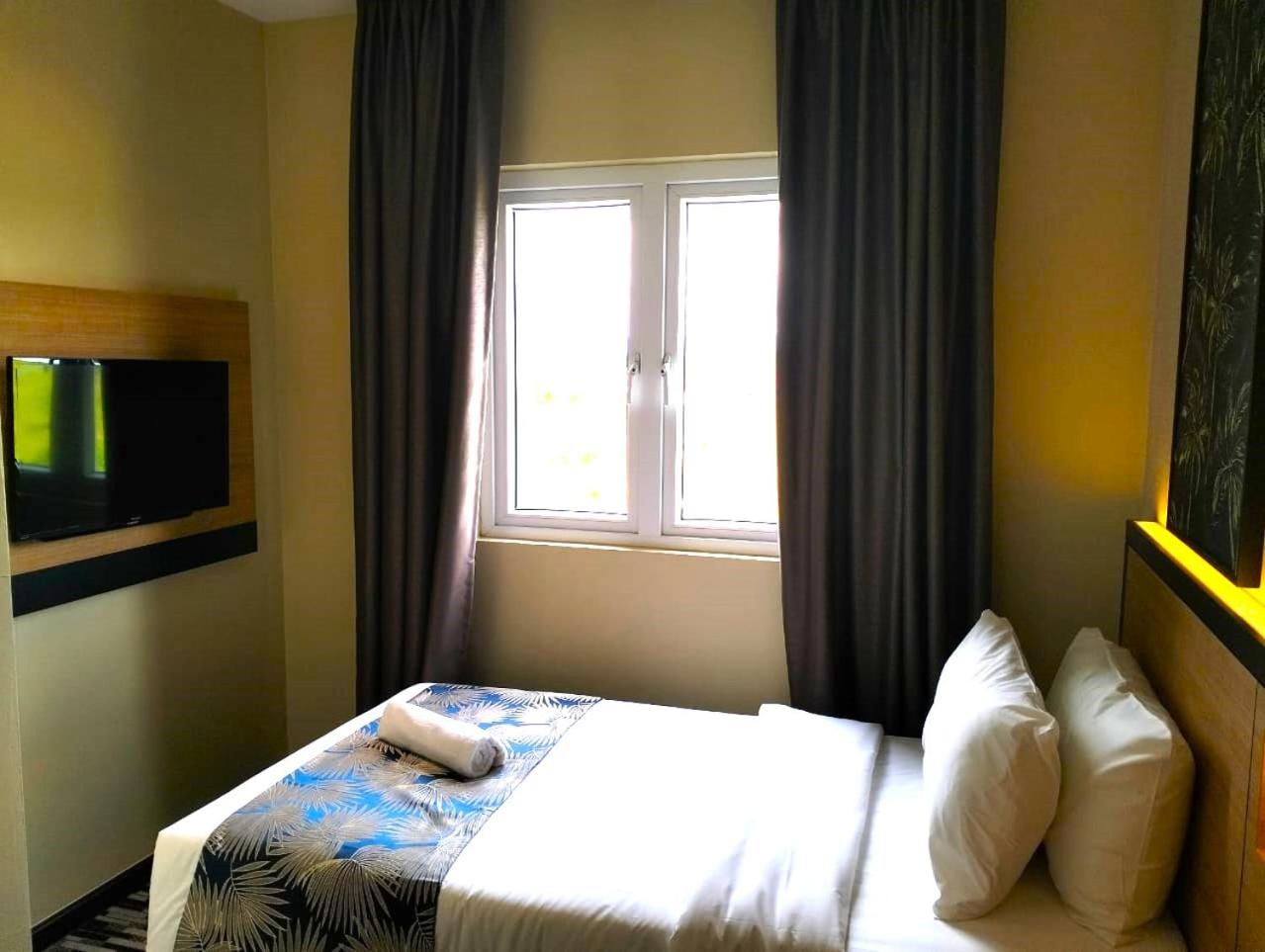 Single Room with Bathroom