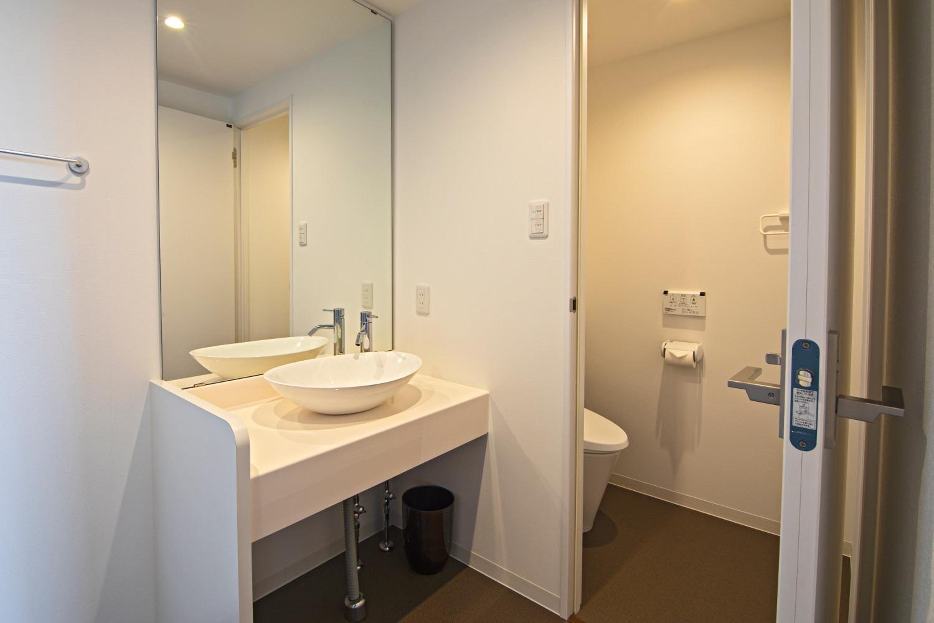 Quadruple Room - Photo 7