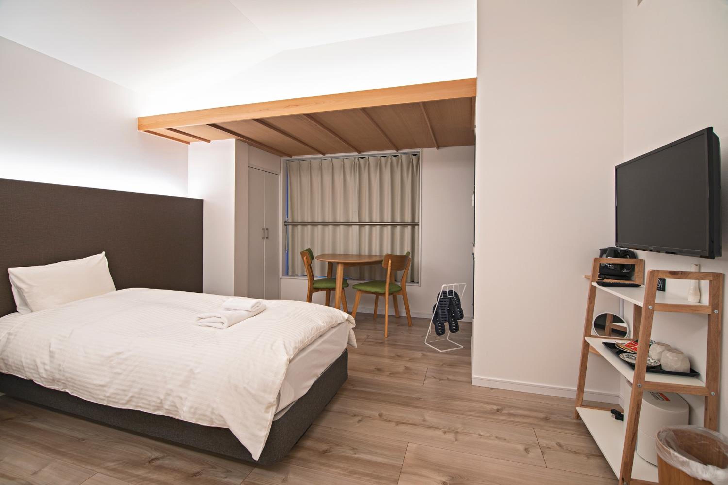 Double Room - Photo 19