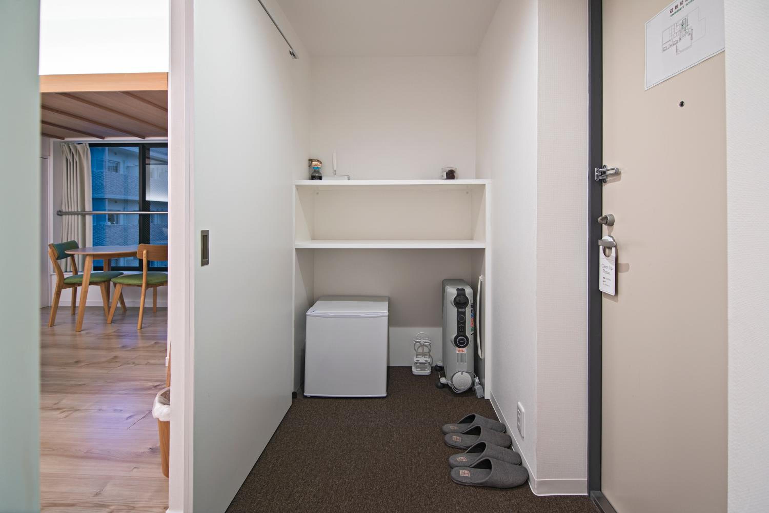 Double Room - Photo 16