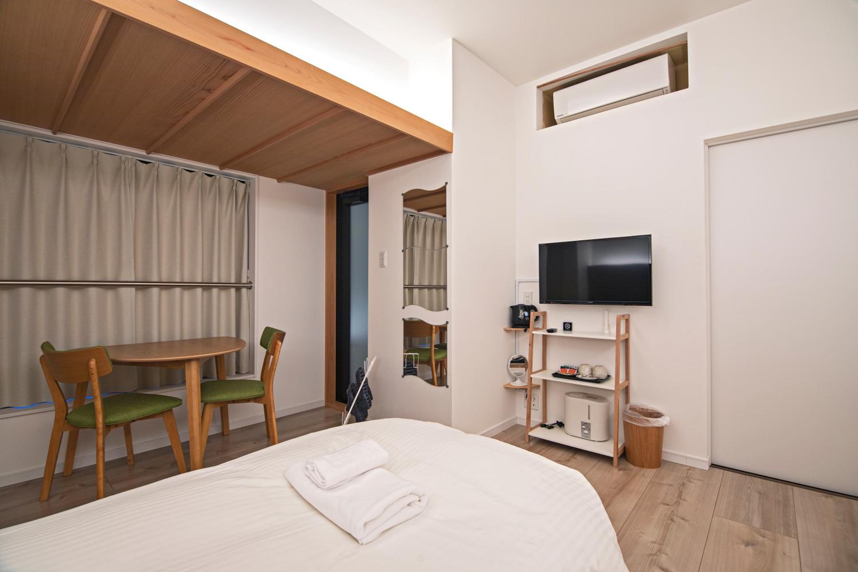 Double Room - Photo 13