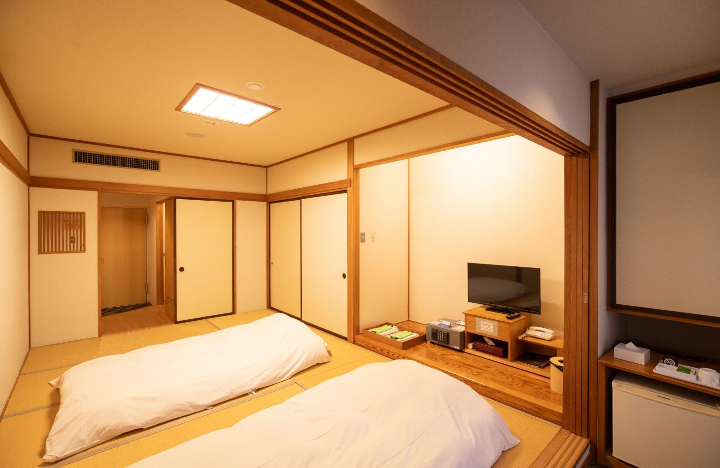 Japanese-Style Room
