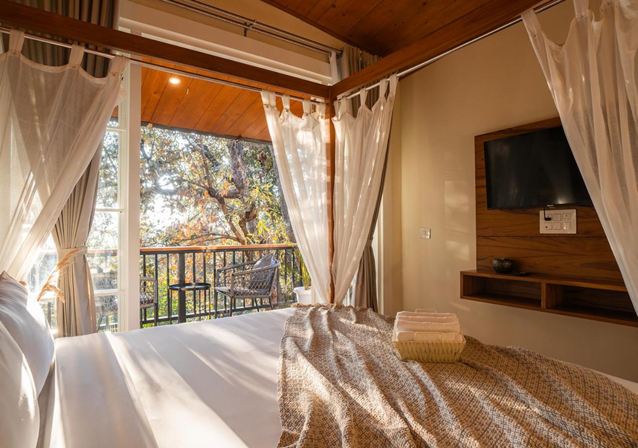 King Room with Balcony photo 2