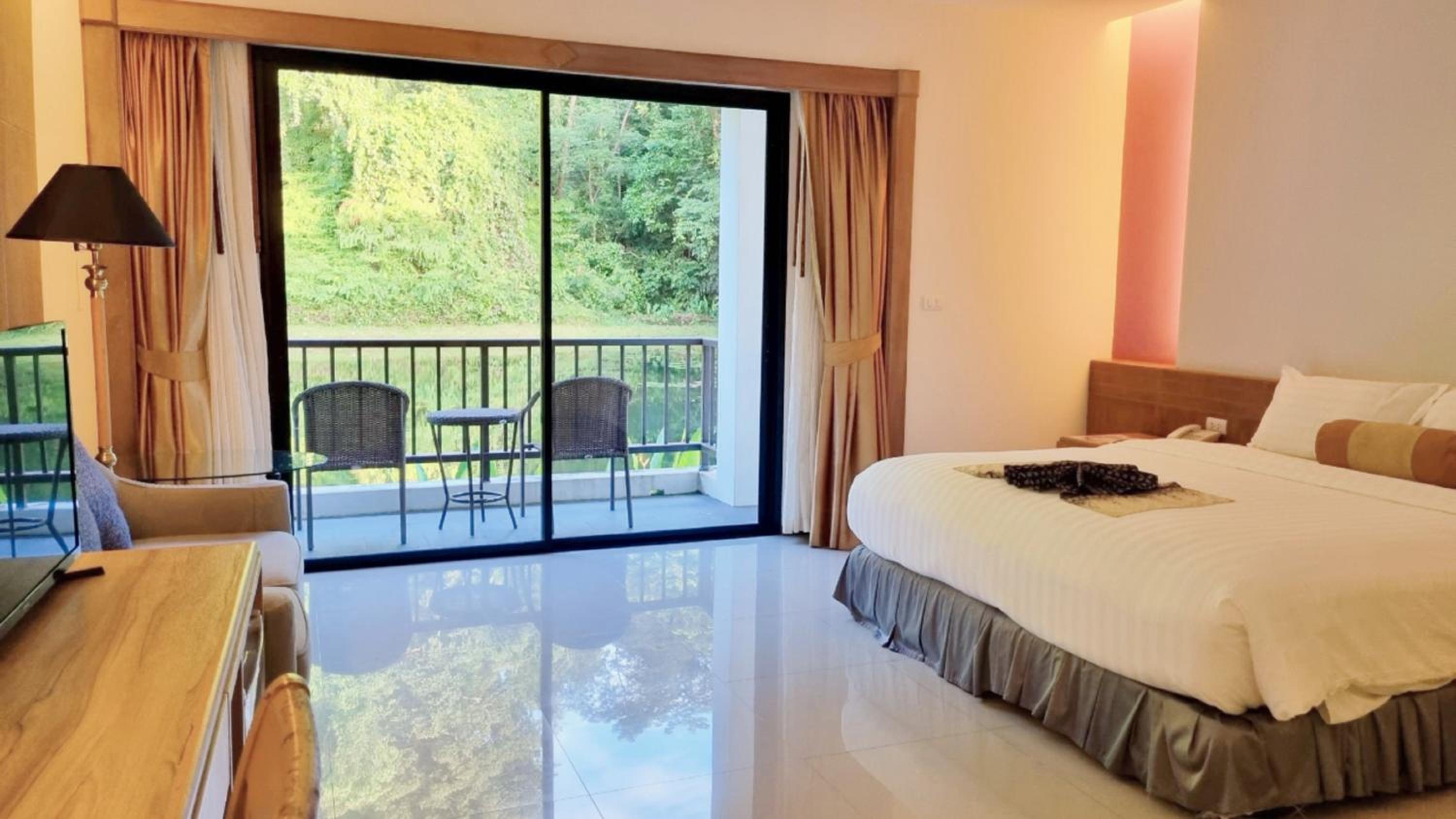 Deluxe Double or Twin Room - Photo 1
