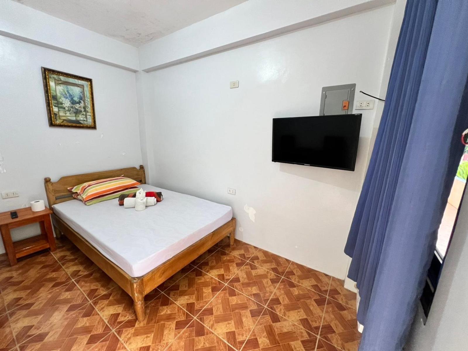 Deluxe Room - Photo 6
