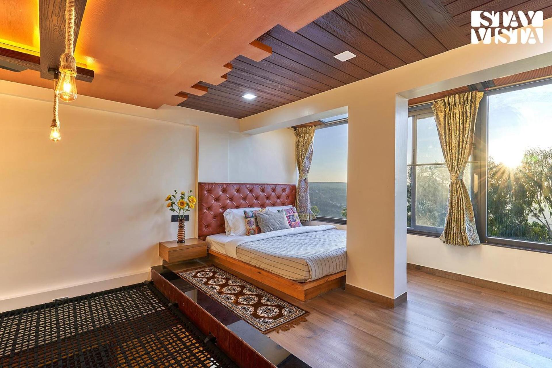 Villa photo 2