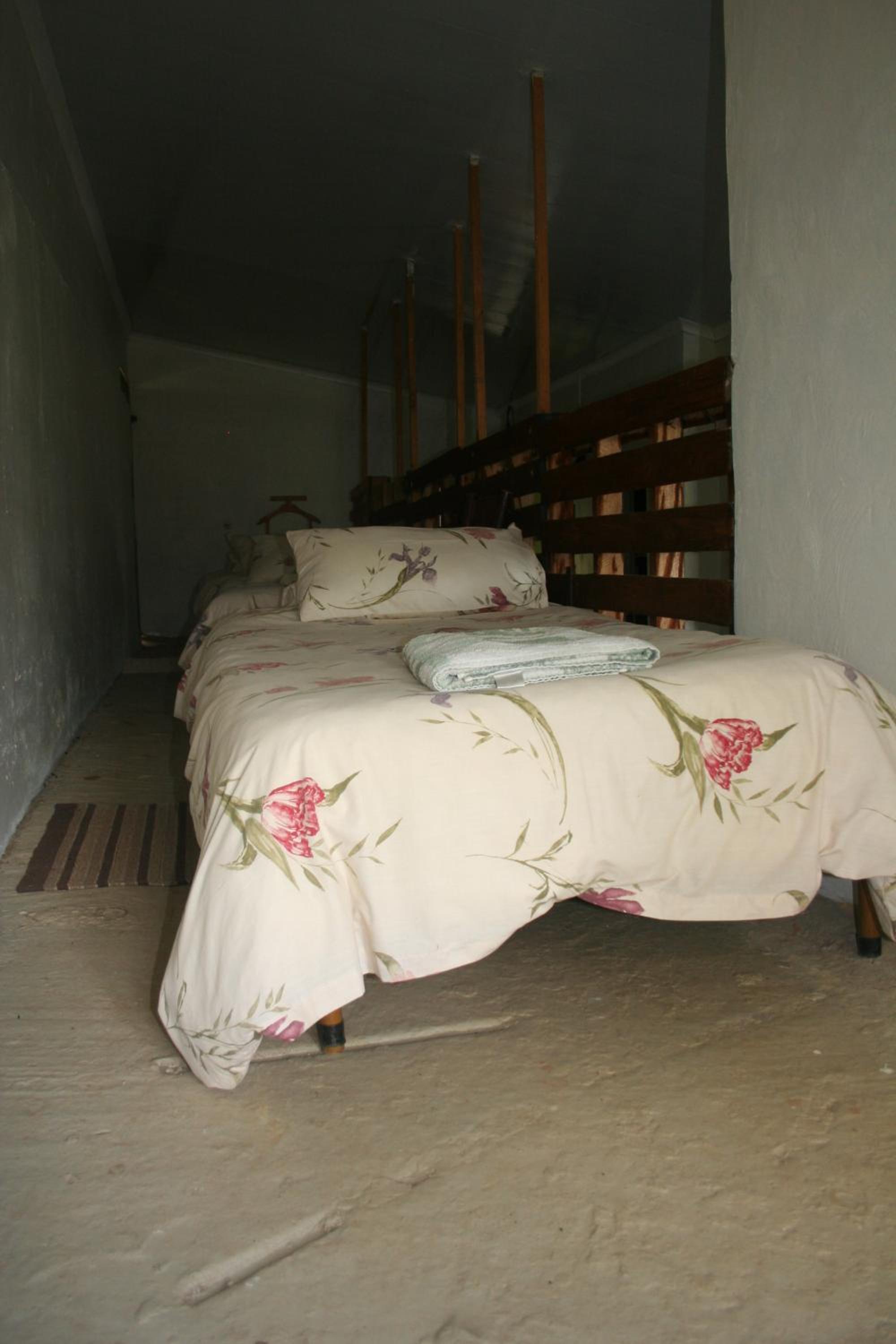 Family Room - Photo 7