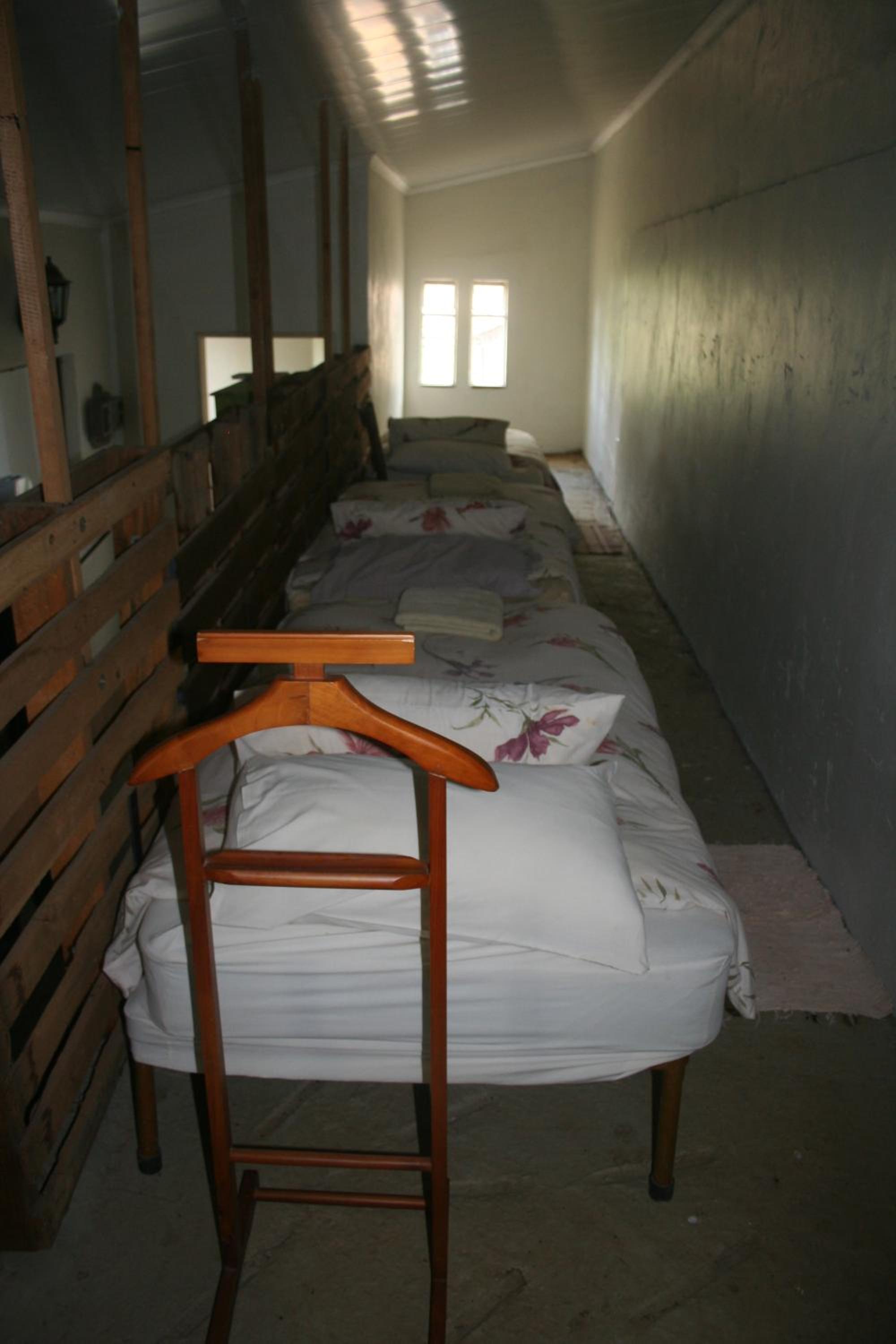 Family Room - Photo 8